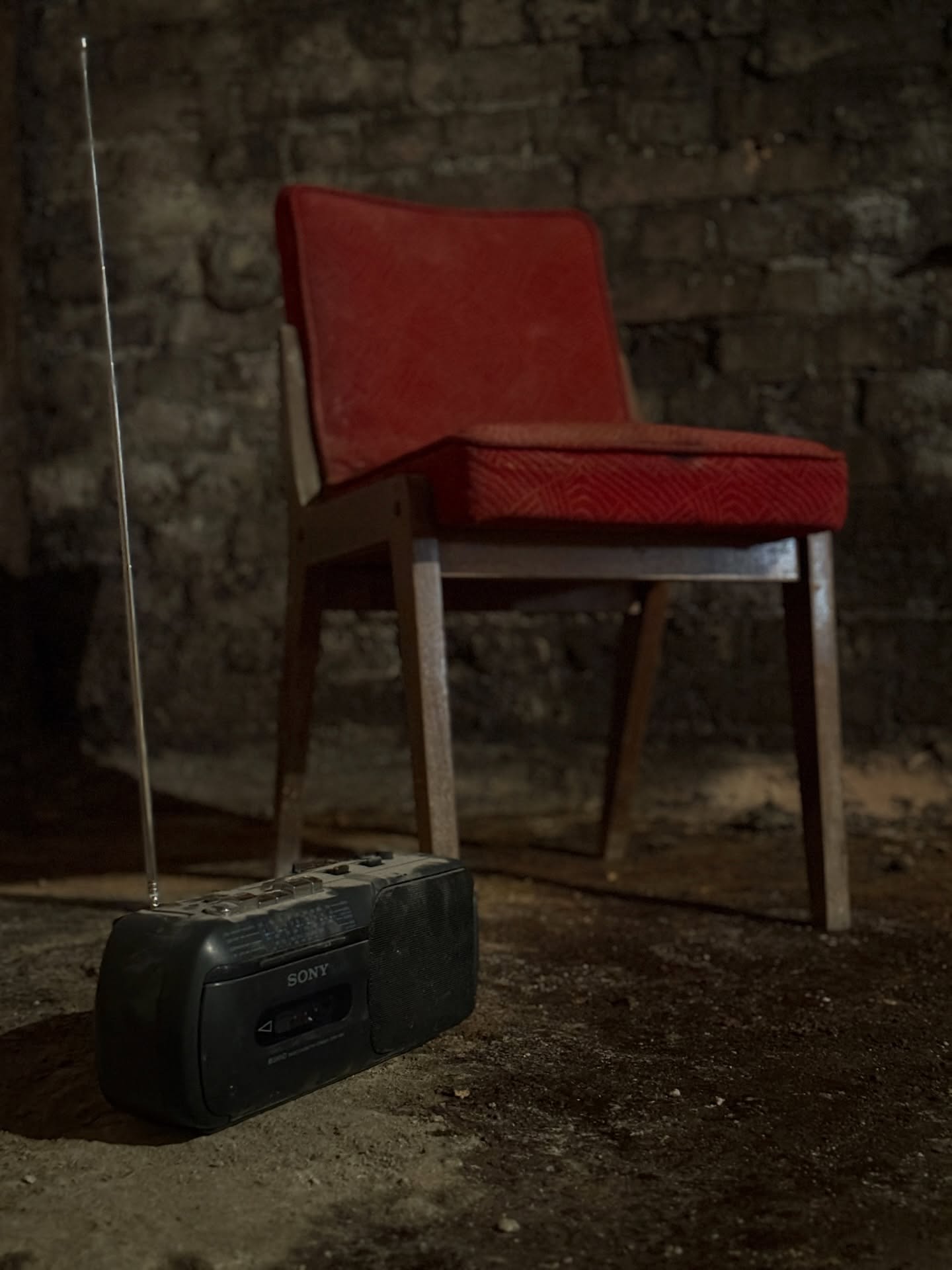 30.01 premierę będzie miał nasz kolejny singiel z naszej płyt. Obrazek do tego klipu stworzyli chłopaki z @nicestory.co za m/m odpowiada oczywiście @pmbtz.scbd
📸 @m_bezeg
Ostatnio numery były trochę luźniejsze ale wracamy na profesjonalne tory. I uwierzcie na słowo… To jest AVENEW BEJBI 🔥🔥🔥
#ave #polska #szczecin #underground