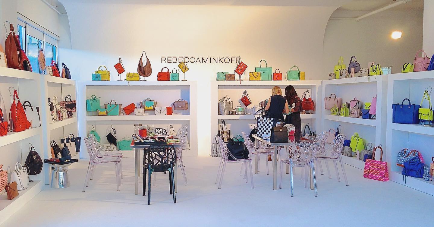 #showroom #showroomdesign #customdesign #displaydesign #mkdisplays #newyork #milkstudios #rebeccaminkoff