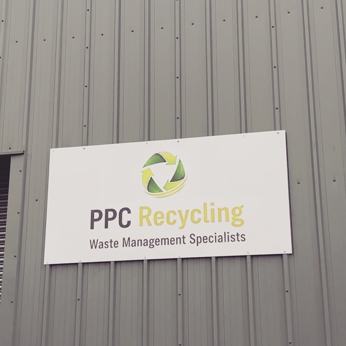 Busy morning! Another sign in place for PPC Recycling in Ilkeston completed ✔