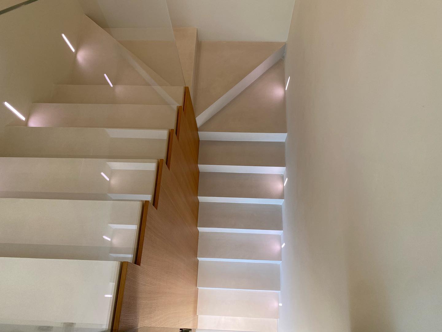 #thehouse #thehousegroup #gardaseeitalien