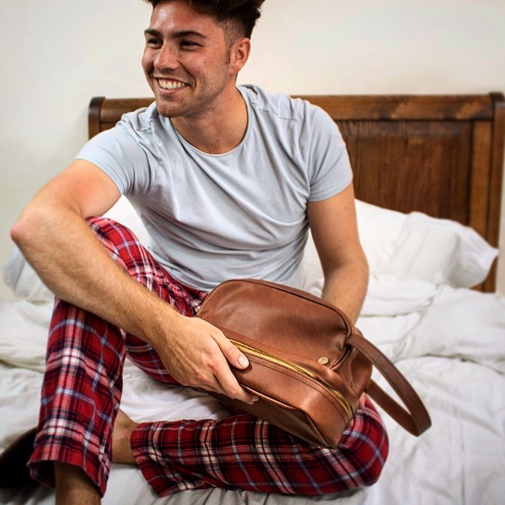 Merry Christmas innit! Have a stellar day wherever you are.
•
•
•
•
@mahileather Hope you ended up in a few stockings this xmas! Xox