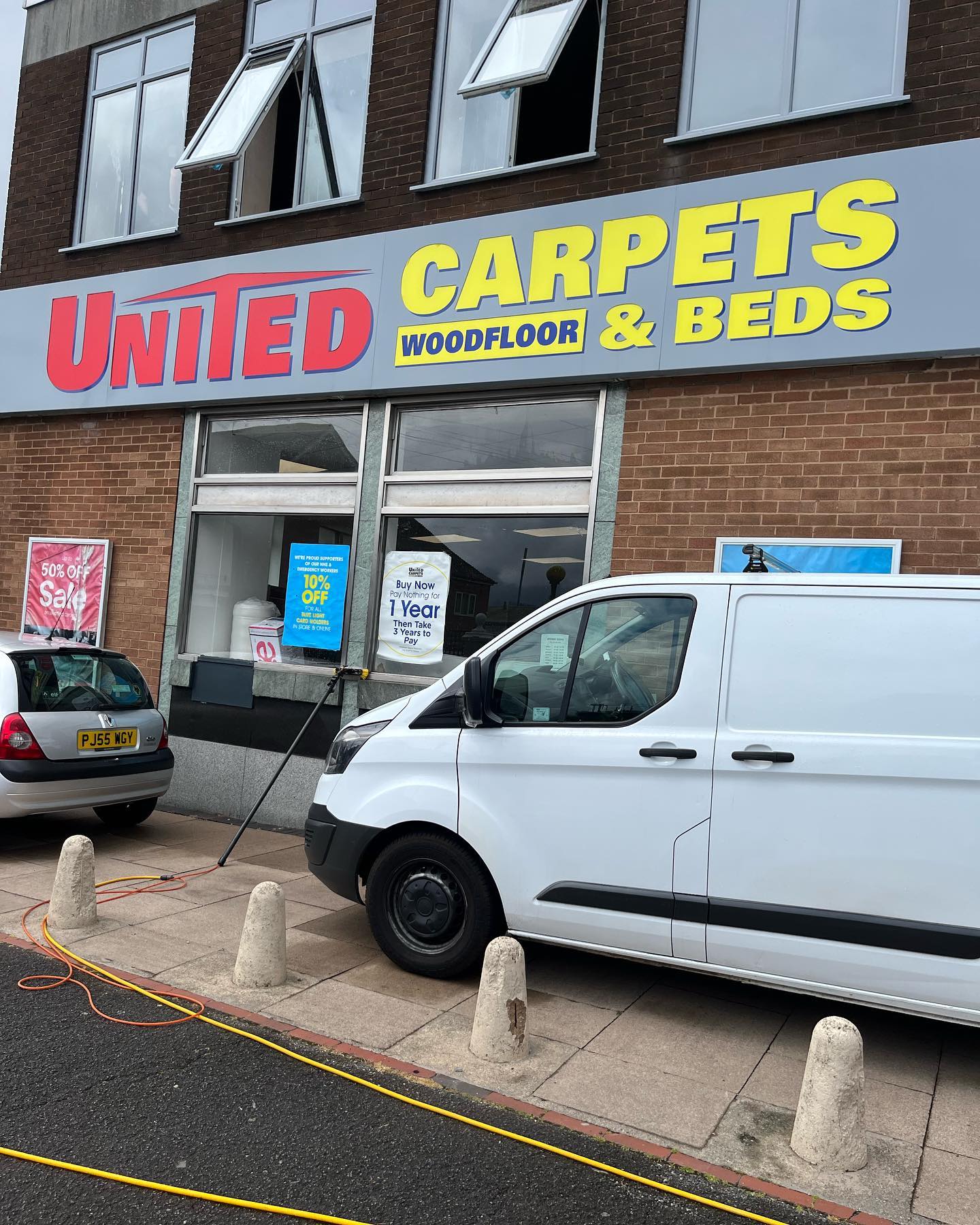 We also clean commercial properties! Feel free to reach out to us for a price for your business or workplace🙌🏻
📍Birmingham, Walsall + Surrounding areas📍
⭐️Professional ⭐️Quality ⭐️ Reliable ⭐️
✨Over 10 Years Experience✨
🏡Residential + Commercial 🏢
🌏 www.adam-bartlett.co.uk
📧 info@adam-bartlett.co.uk
📞 07760713218