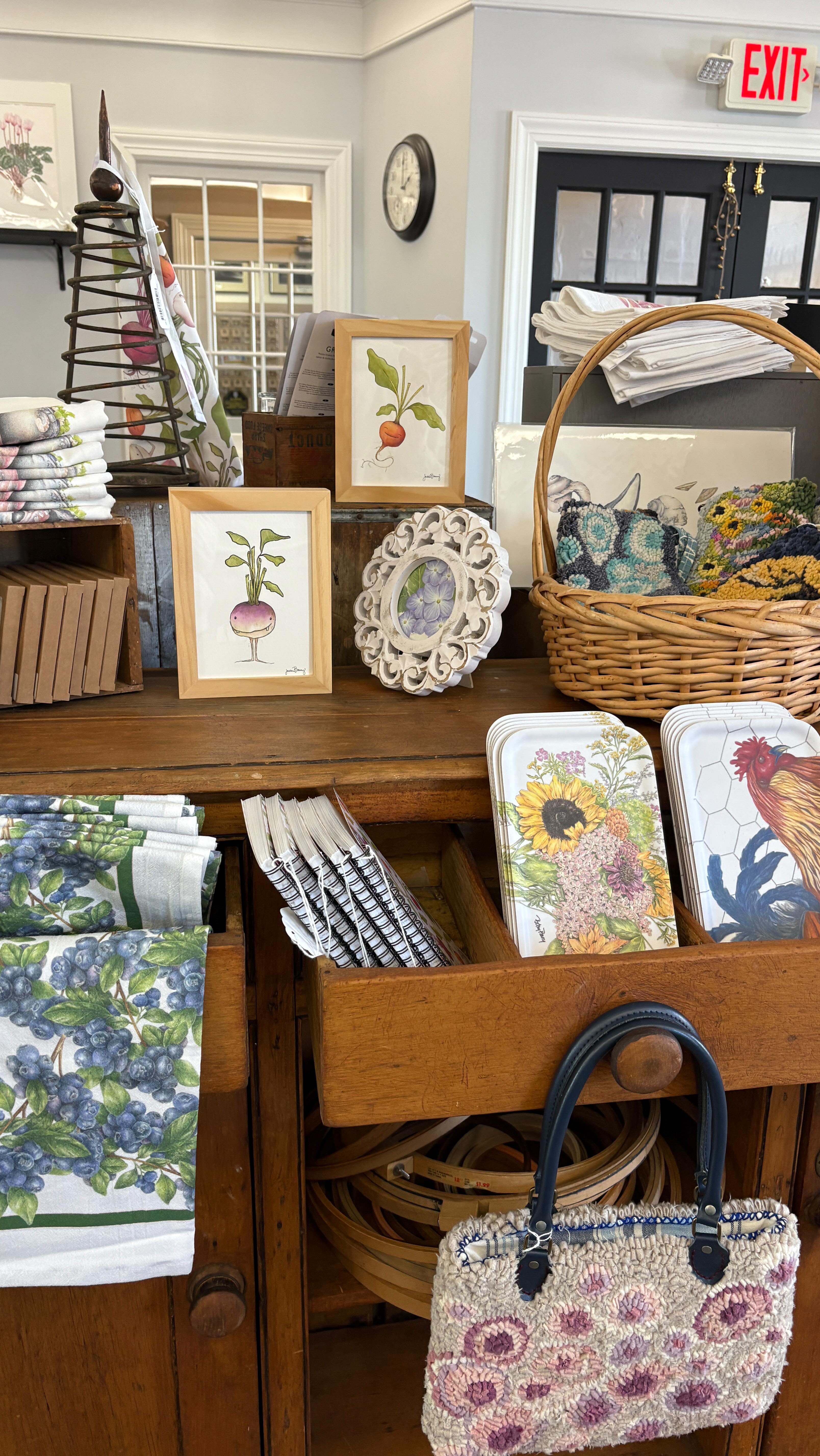 Some sneak peeks of some of the goods 🫣 it’s really coming together!! See you in 12 days @ 12 Main ‼️
Join us for our soft opening on February 1st from 12-5!at Pencil & Wool, 12 Main Street, Essex, CT 🩷