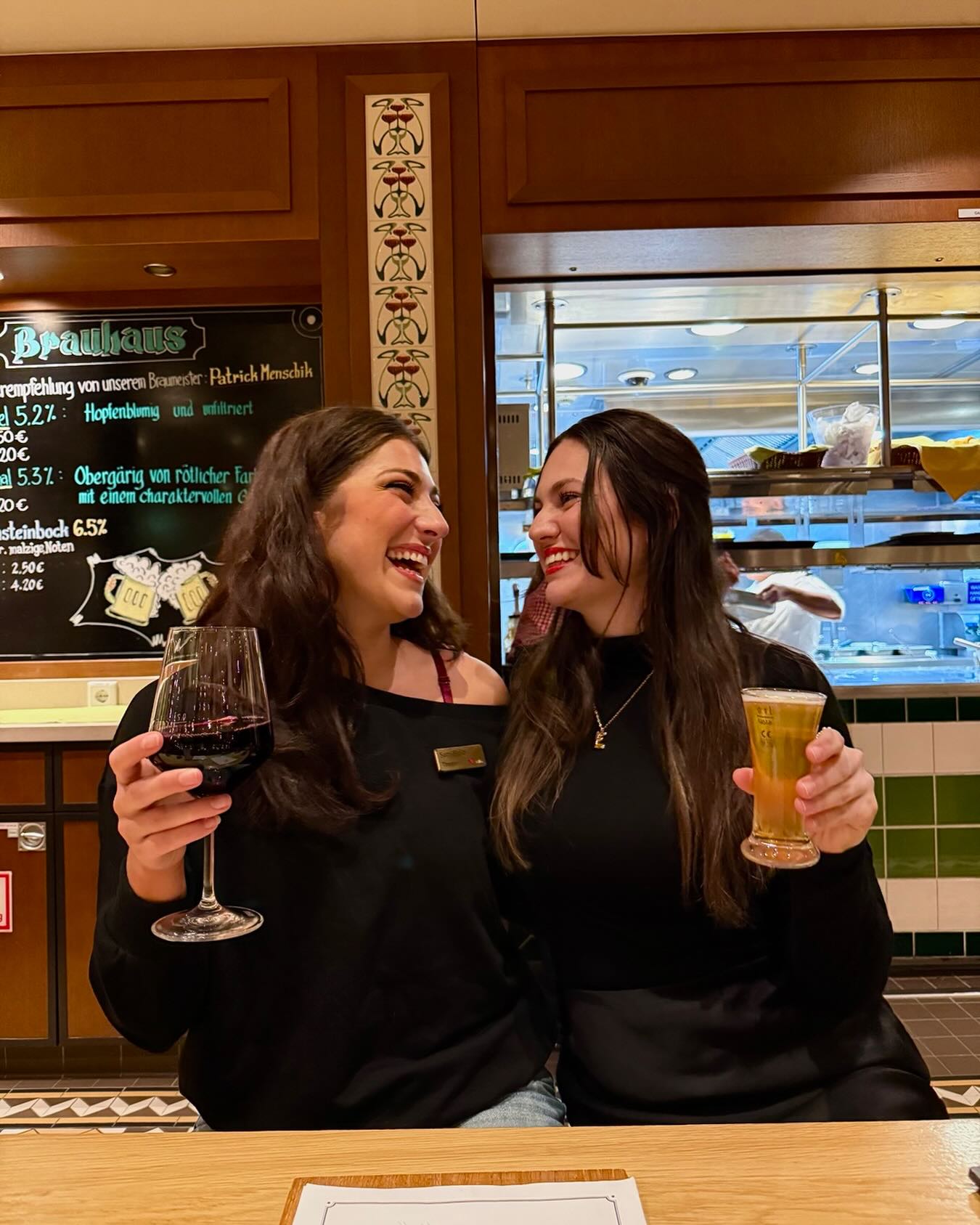 🌅turned 26 at sea with my best friend📍🌊