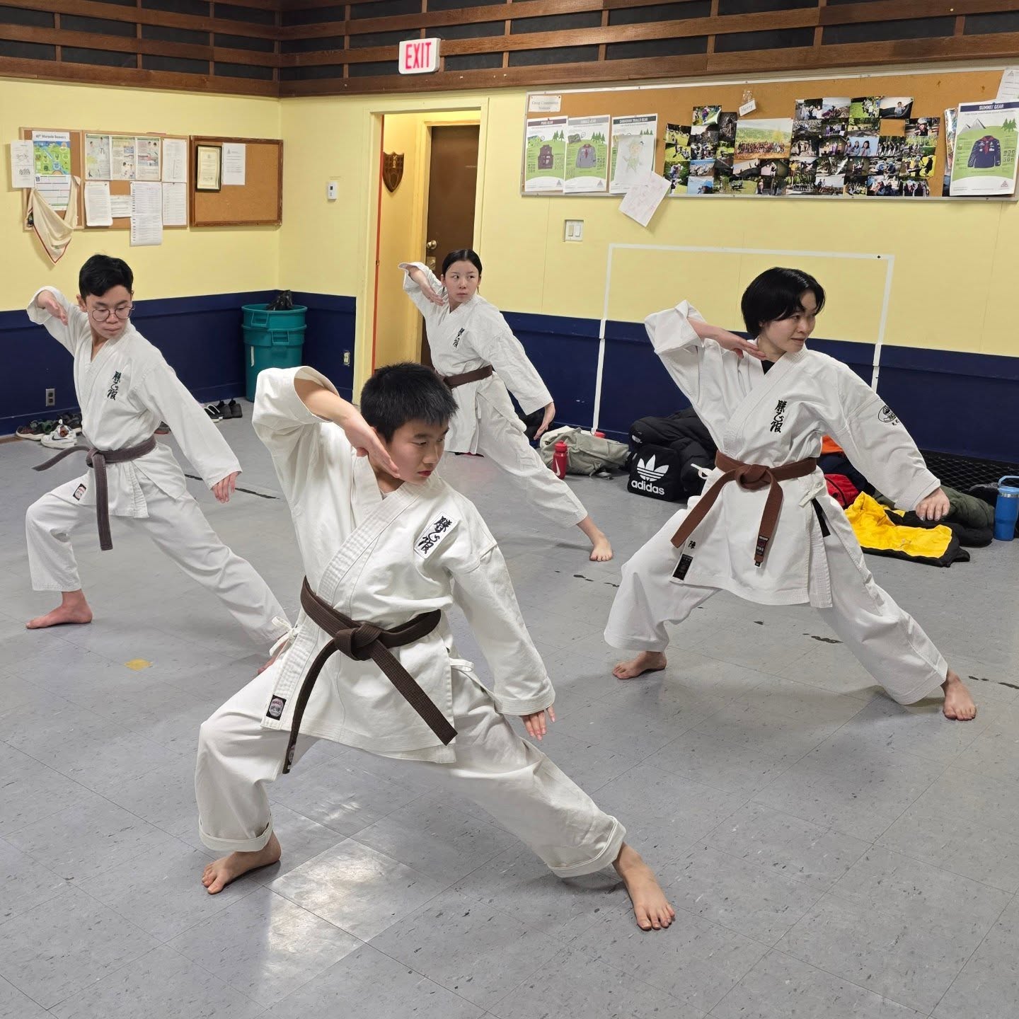2026-01-23 Practice scene in Vancouver Dojo
2026-01-23 バンクーバー道場の練習風景
--------------------
WSK Sekishinkan Goju-Ryu Karatedo
赤心館 剛柔流 空手道
🔔 SUBSCRIBE - so you don’t miss NEW videos ⇩
https://youtube.com/c/sekishinkan
😊 FOLLOW - so you know what's happening around us!
URL: www.sekishinkan.com
FB: facebook.com/sekishinkankarate
IG: instagram.com/sekishinkankarate
Twitter: Twitter.com/Sekishinkan