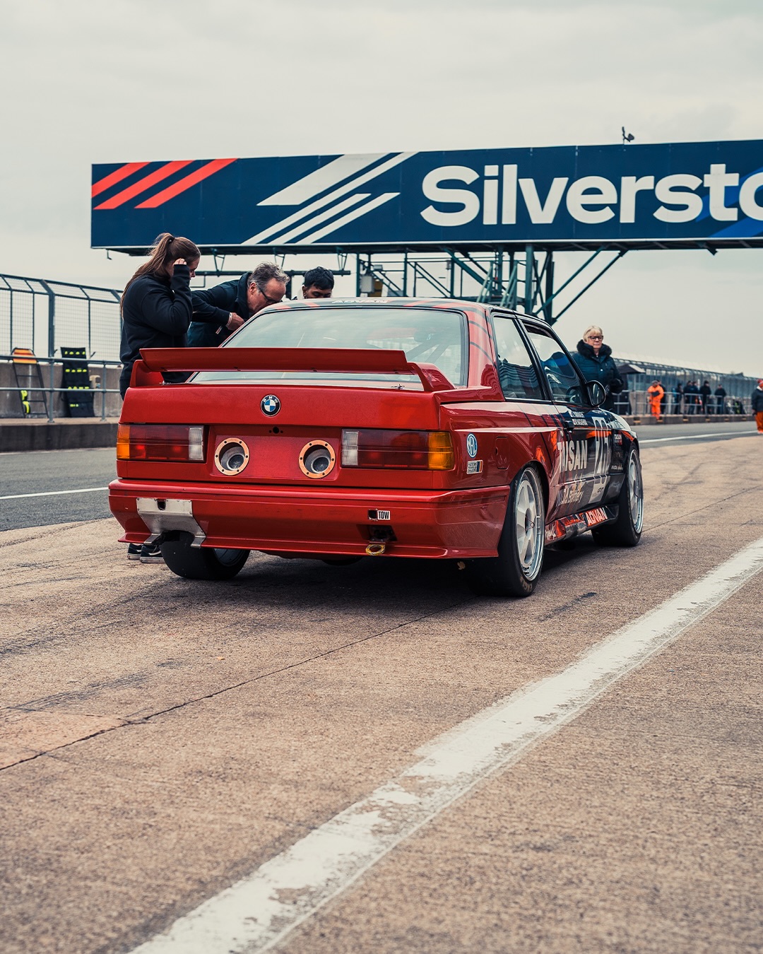 Last season marked our debut with more modern machinery at the Silverstone Festival, with the Taisan BMW E30 M3.
In the weeks leading up to the event, the car underwent a comprehensive rebuild, including the manufacture of replacement components for cracked original parts. Completed in time for the pre-event test on Wednesday, it arrived not merely finished, but ready.
The results spoke clearly: third in class in qualifying, followed by a second-place finish on one of the most competitive grids of the weekend.
Kingsbury Racing Shop exists to deliver that standard of support â meticulous preparation and cars that are competitive from the moment they roll out of the garage.
If youâre looking for race support this season, please get in touch.
#KingsburyRacing #SilverstoneFestival #BMWE30M3