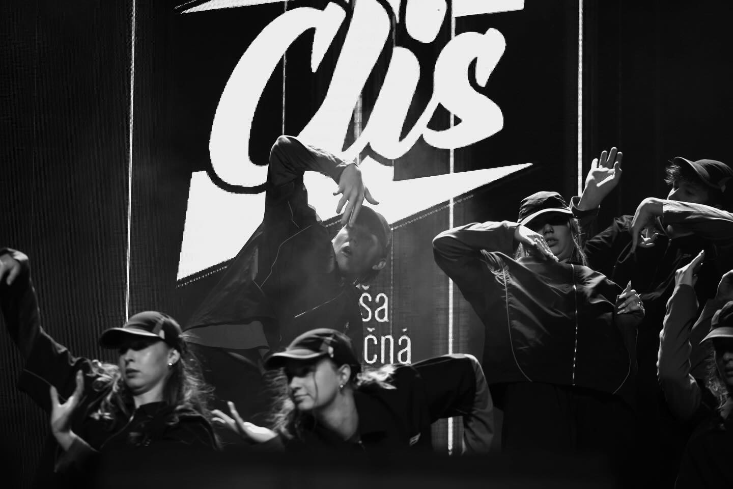 Začína nám týždeň a my ideme makať na našich nových choreo, pretože súťažná sezóna nám už klope na dvere 🔥
📸. @mirvych2