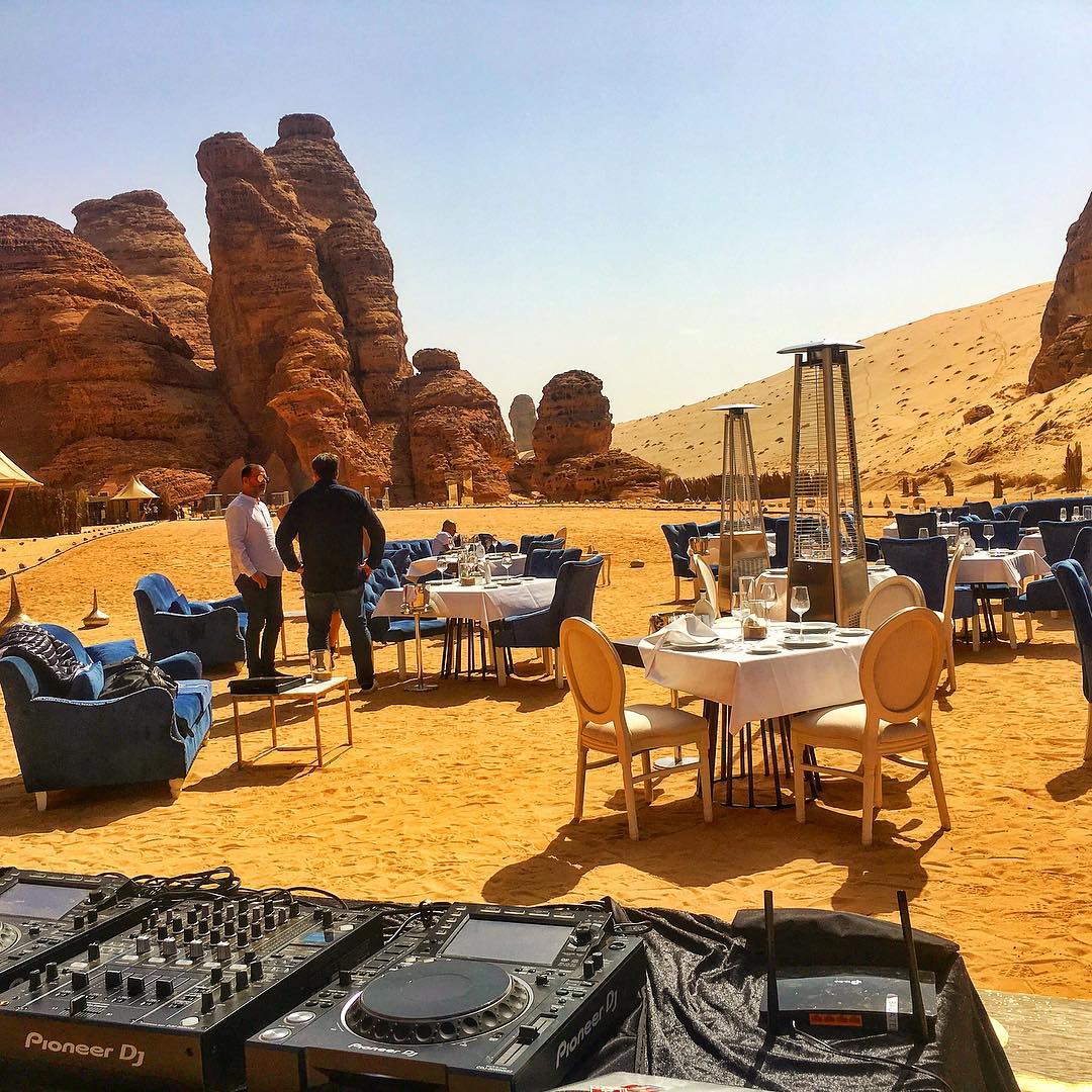 Desert office goals๐
๐๐๐