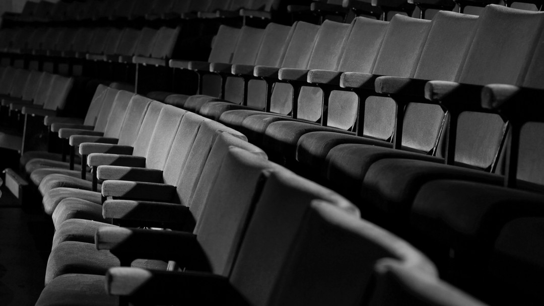 Where has London Theatre Doc been?
The last few months have been quieter than usual. Life happened. Loss, change, and a winter that demanded stepping back to survive.
I have written a personal piece on the website about where I have been, why I paused, and what comes next.
If you would like to read it, it is now live on London Theatre Doc. Link in bio.
Thank you to everyone who stayed, checked in, and waited.
London Theatre Doc begins again.