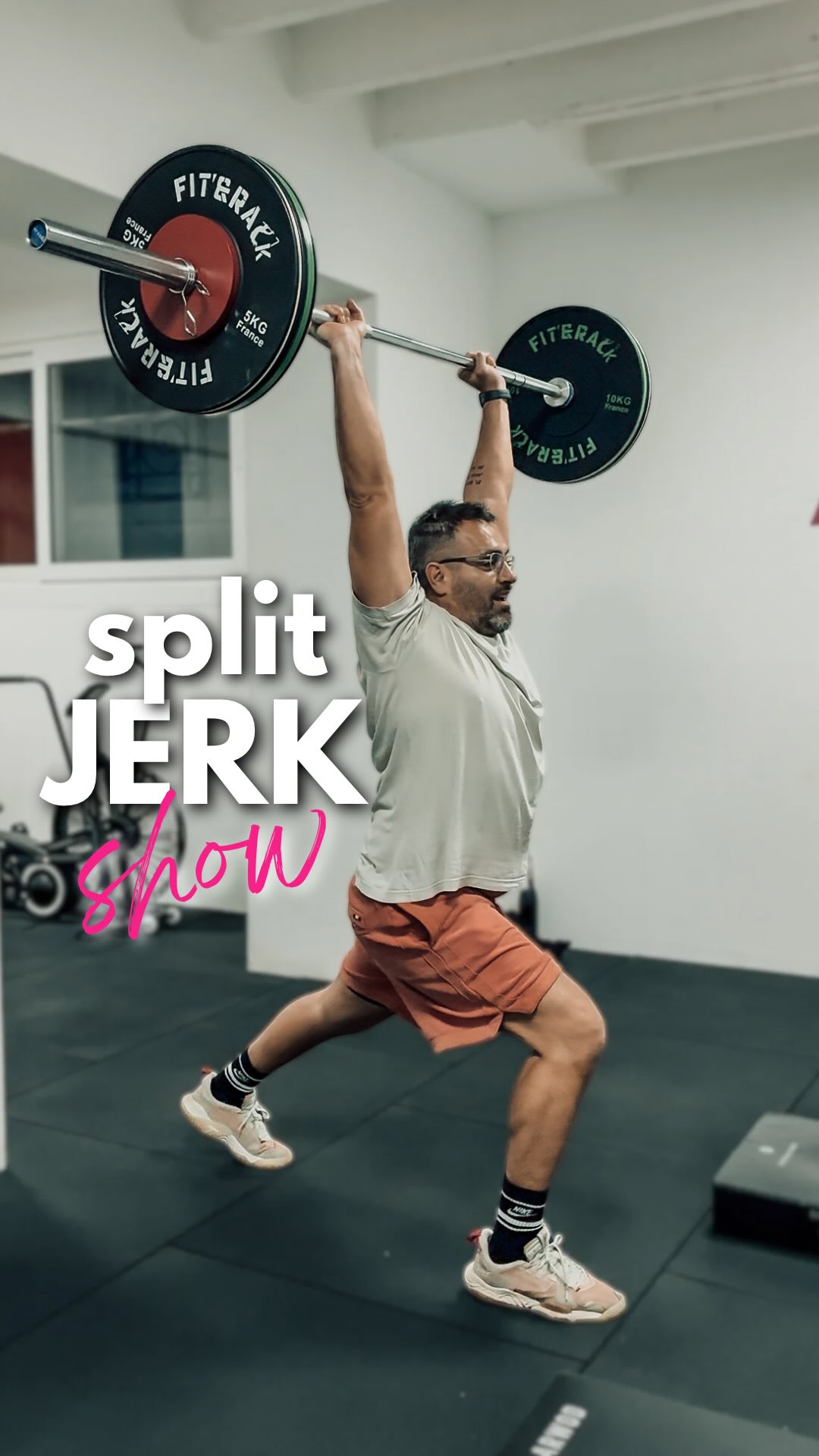 Un mouvement, plusieurs athlètes, un seul objectif : progresser 💪🏻
Tous les vendredis à 18h on bosse un mouvement d’haltérophilie !!
Tu veux t’améliorer ou simplement apprendre les mouvements ?
On t’attend vendredi !! Réserve par message ta séance 😉
#NiceRiquier #CoachSportifNice #CrosstrainingNice
#SplitJerk #SportEnGroupe #Progression #RejoinsNous