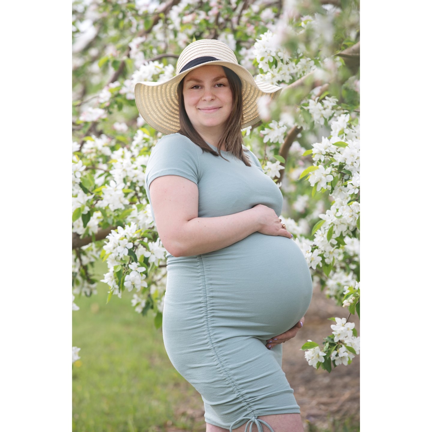 Elle est radieuse, n'est-ce pas?
_
#pregnancy #baby #maternity #babybump #momtobe #momlife #motherhood #newborn #love #mumlife #babyshower #expecting #pregnantlife #babygirl #mom #babyboy #babyontheway #maternitystyle #breastfeeding #preggo #mumtobe #maternityfashion #babyonboard #mommytobe #family #pregnancystyle #bumpstyle #newbaby #kids #maternityphotography