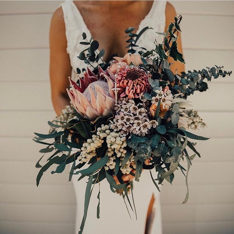 Wild blooms via @shereedubois_photography