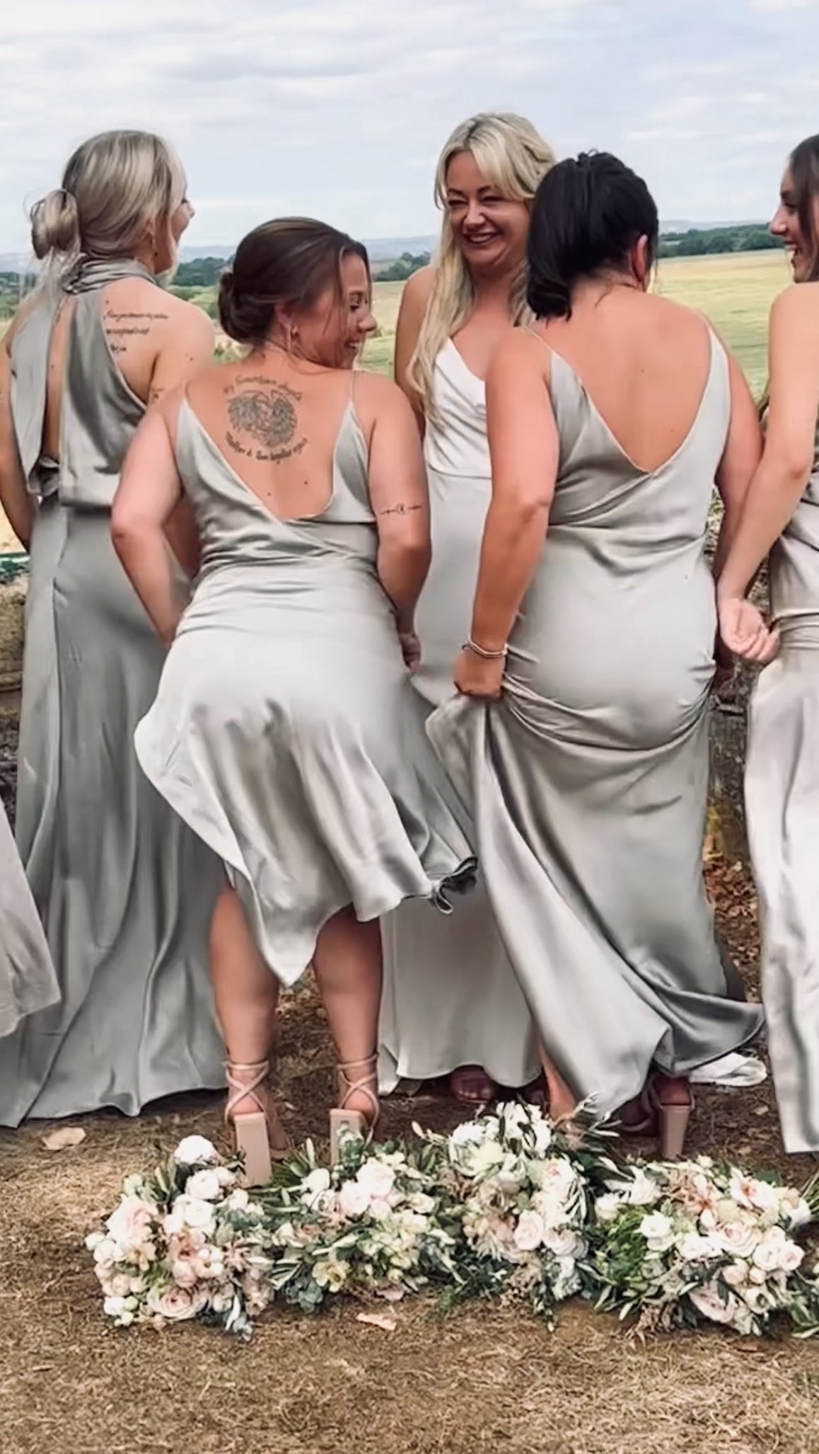 Did someone say inappropriate dancing 👀 Always there for it ❤️ love you VB.
#weddingfilmfrance #contentcreatorfrance #weddingcontentcreatorfrance #chateauwedding #chateauweddingfrance