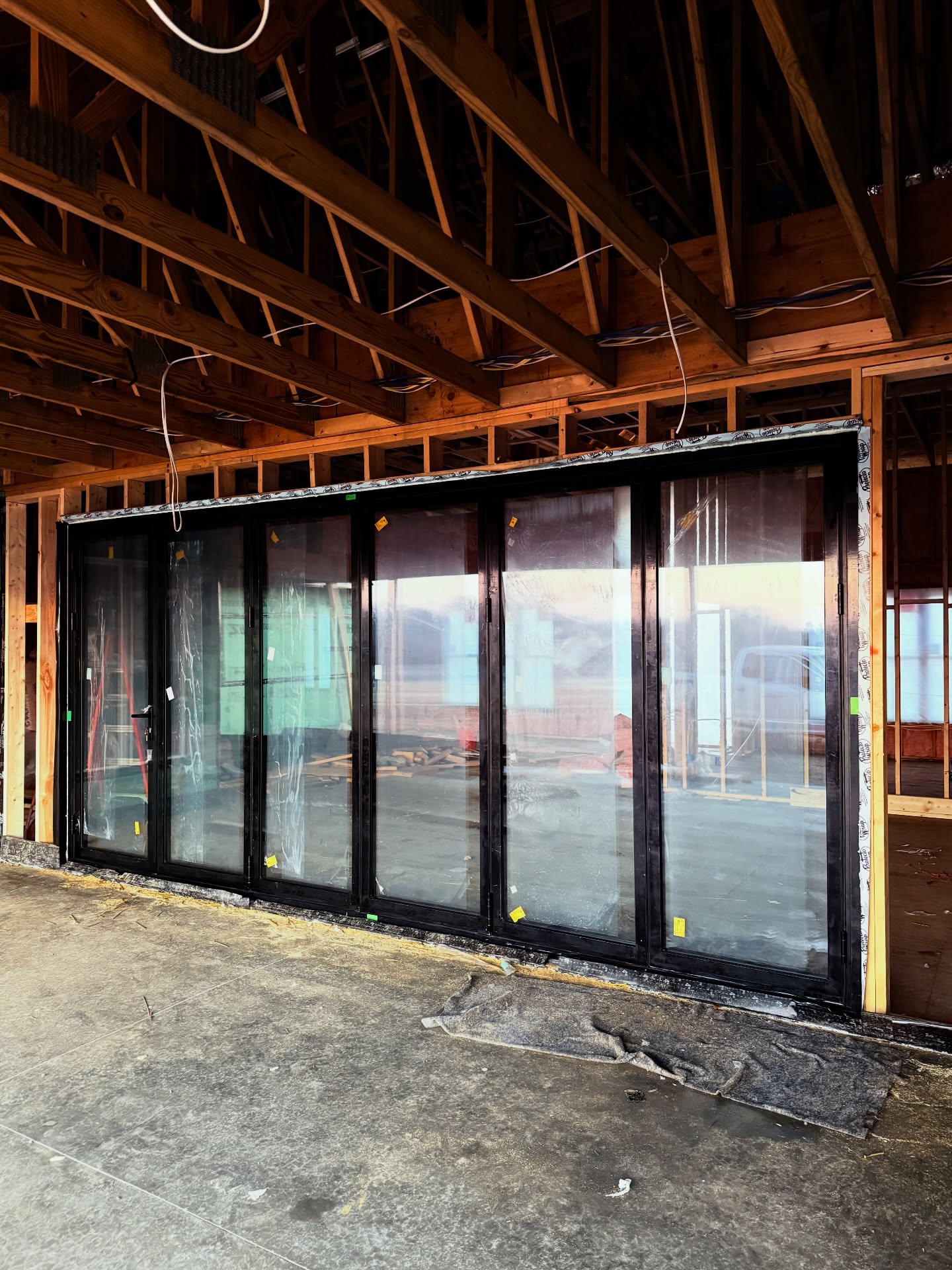 Nationwide Installations in Motion 💎⚡️
From a completed project in Illinois to our next installation in Easley, South Carolina, and finishing the week in Atlanta, GA — our work continues across the country.
At Your Door, we design, manufacture, deliver, and install premium aluminum door systems, offering fully turnkey solutions with the same level of precision and care, wherever the project is located.