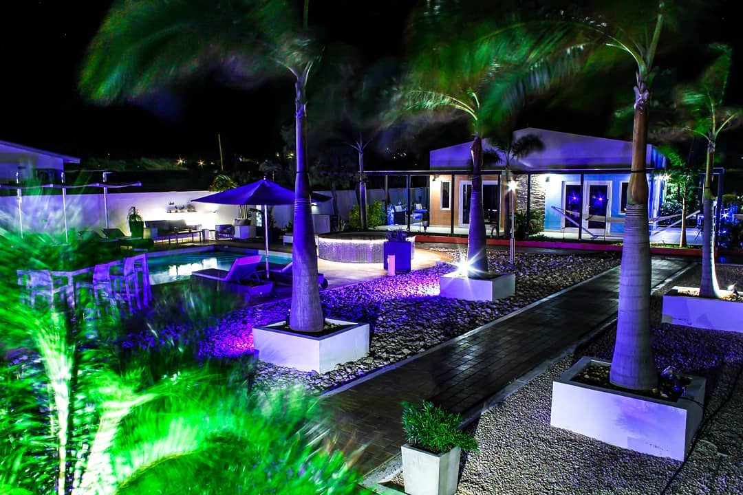 With our Early Bird deals we take the burden off your mind and your budget. Book your stay before August 16th. 🏝
#curacao #vacation #summer #apartments #breeze #relax #relaxation #relaxingtime #relaxing #caribbean #evening #eveninglight