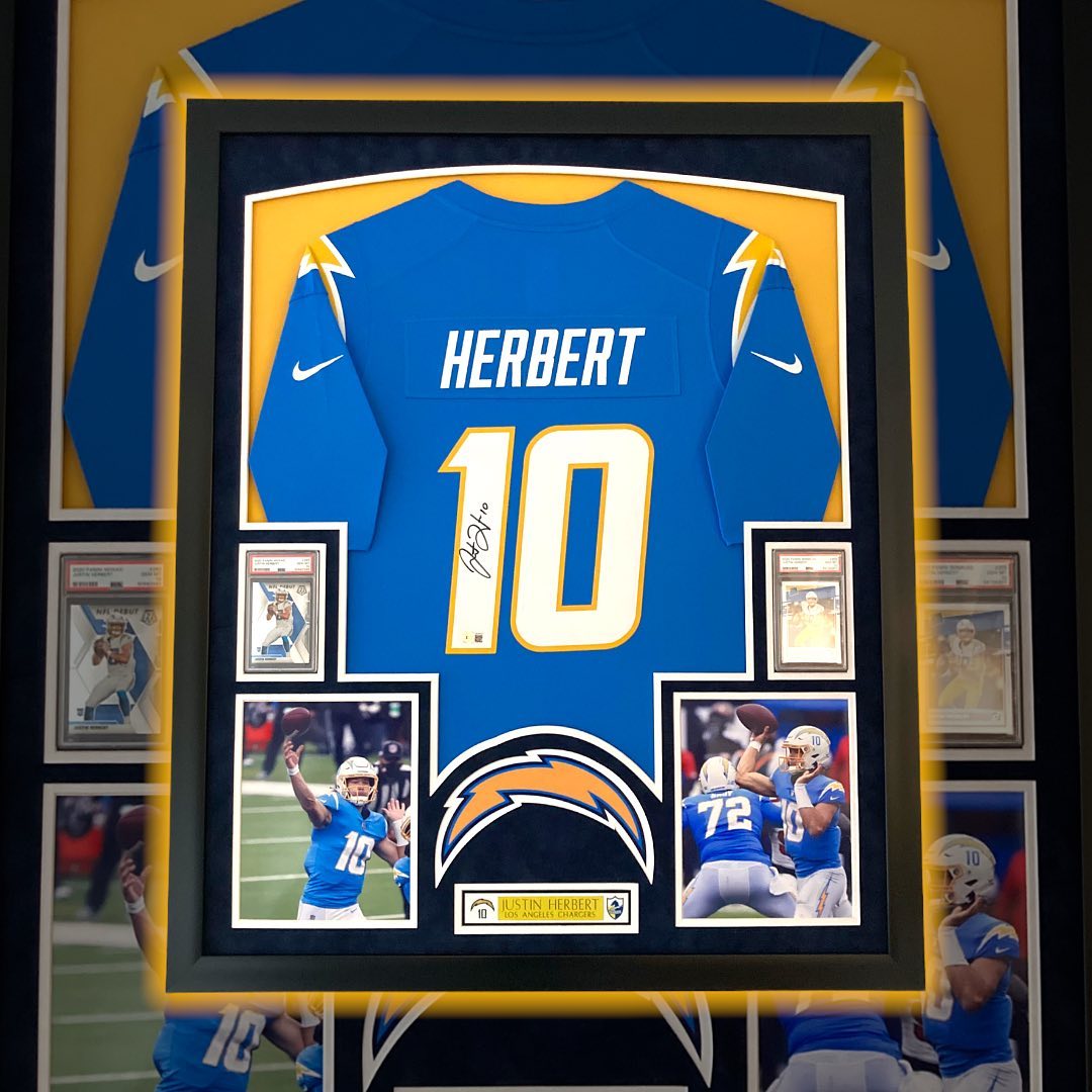 @justinherbert framed jersey we did for local customer this week. Check us out to get your jersey framed. We ship nationwide! www.sportsframing.com
#nfl #justinherbert #jerseyframing #signedjersey #roy #chargers