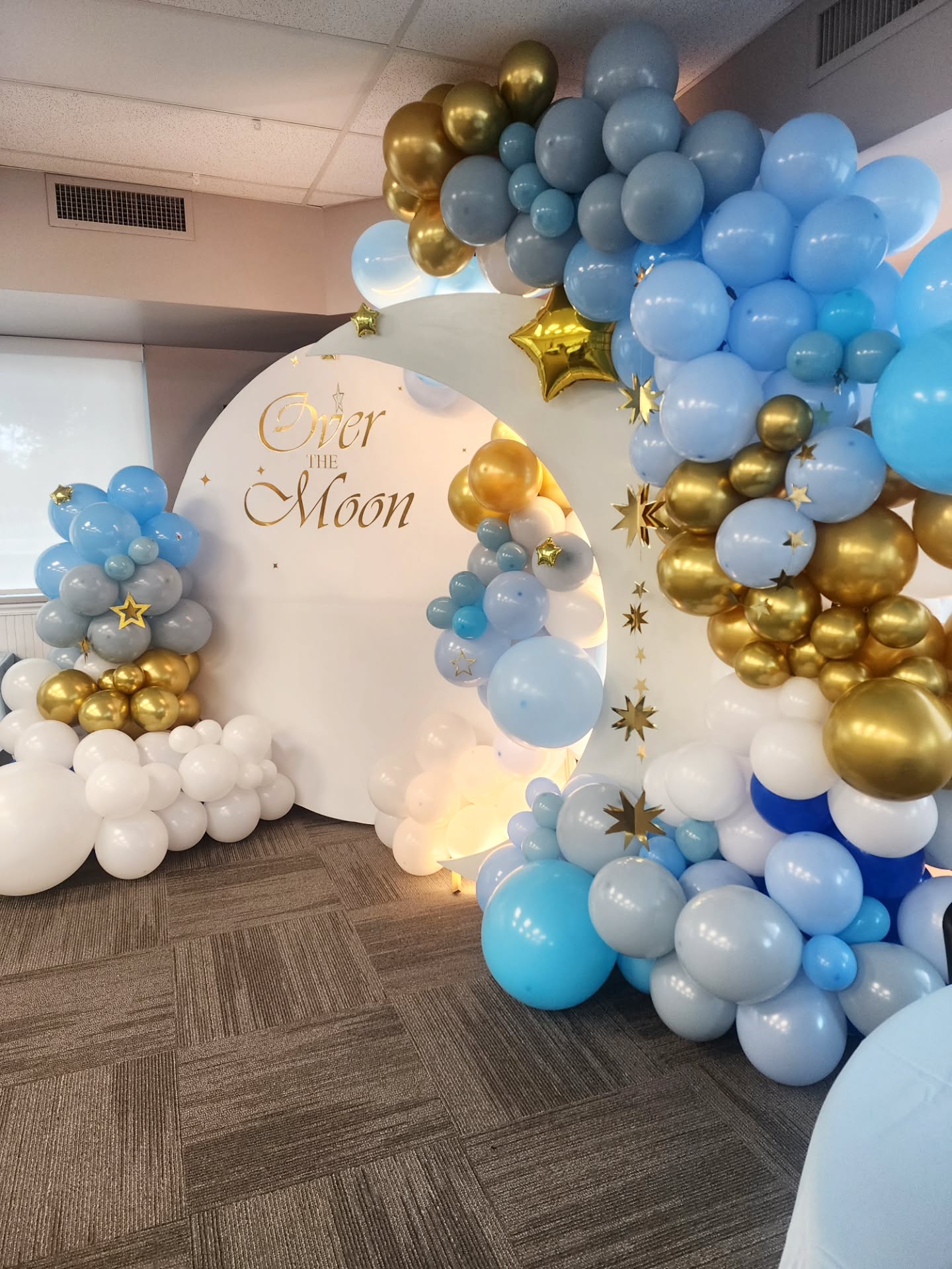 ✨ We Are Over the Moon ✨
This dreamy baby shower setup features a stunning moon-shaped backdrop paired with a soft, elegant balloon design that brings the theme to life 🌙🎈
Perfect for welcoming a little one with style, warmth, and magical details. From the color palette to the balloon textures, every element is designed to create a picture-perfect celebration 🤍
Ideal for baby showers, gender reveals, and intimate celebrations across South Florida.
🌙 Custom backdrops
🎈 Luxury balloon designs
📸 Designed for unforgettable moments
📩 email or call us to design your baby shower decor
Dreamarkevents@gmail.com
954-990-4519
#WeAreOverTheMoon #BabyShowerDecor #MoonThemeBabyShower #LuxuryBalloonDecor #BabyShowerInspo SouthFloridaEvents MiamiBabyShower FortLauderdaleDecor BalloonBackdrop ElegantBabyShower