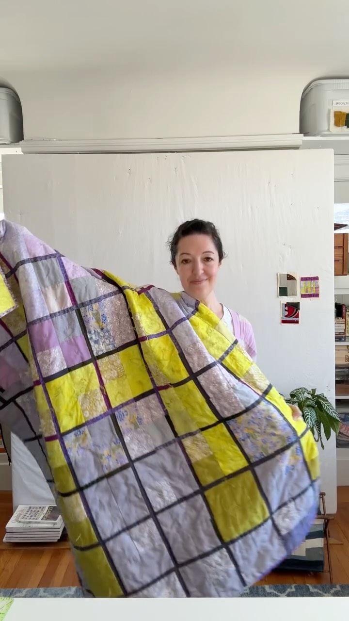 Well that is… a quilt. It’s fun and cheery and it says Hi, so those are all good things. And it matches the FeelGood Fibers website which was the whole point ☺️.
In news that should shock nobody, I ran out of patience while I was quilting it. I had this idea to hand tie it with the ties on the front in the Hi and on the back outside the Hi, and it turned out very underwhelming. Because I didn’t do enough ties because I lost patience.
Minneapolis really showed up yesterday, sending love and solidarity from California ❤️.
Also I feel like Heathen is such an underrated Bowie album.