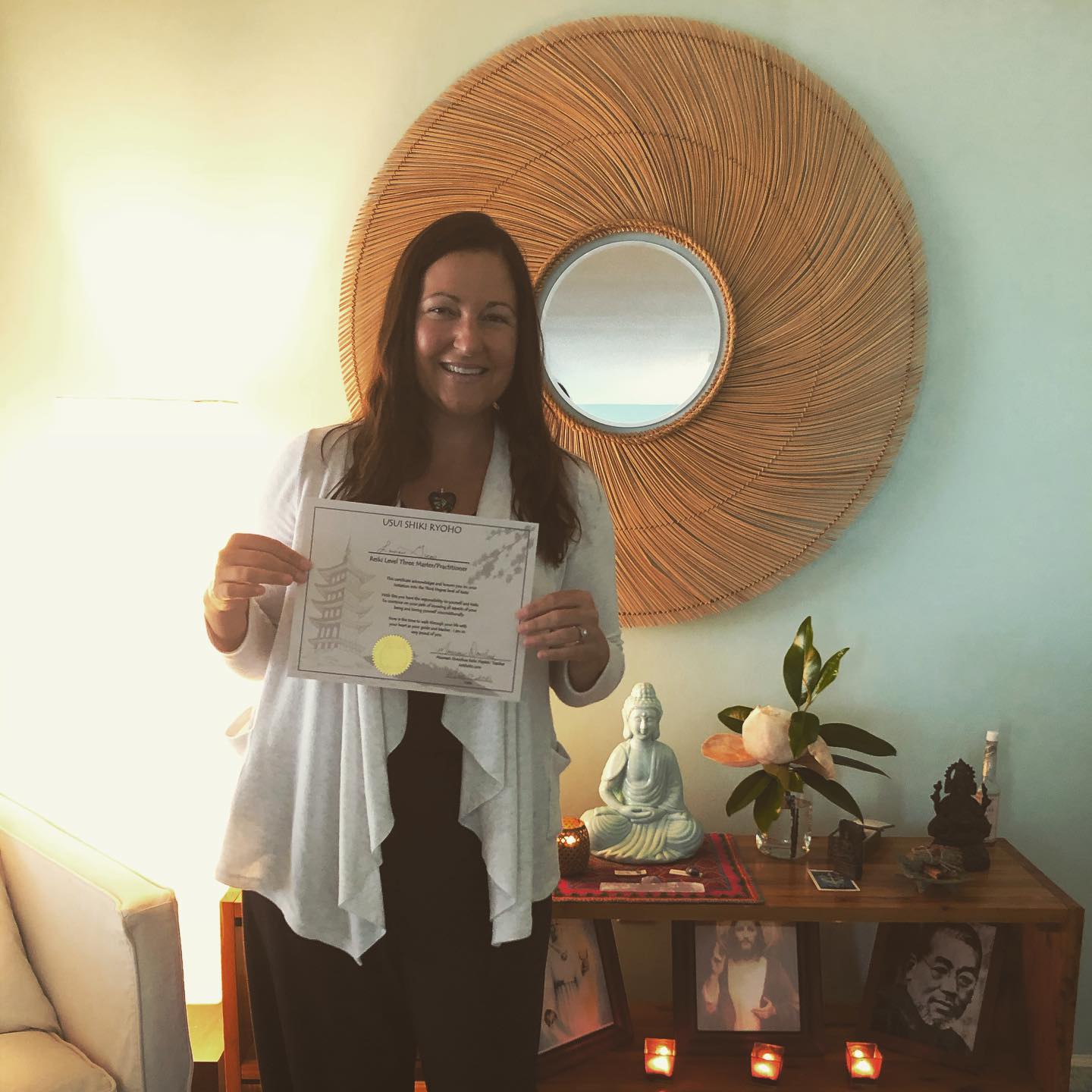 Lifelong student here ๐๐ฉโ๐ Thank you @jotireiki for an amazing weekend โค๏ธ There is always more to learn ๐ธ I took Reiki level 1-3 in NYC many years ago, and also did Holy fire training ๐ฅ but it never really clicked until I found the right teacher for me. I repeated my training with Maureen and embarked on her teacher training course, and finally just finished up level 3 after 4 years...probably her longest student ever ๐คฃ Grateful to her and to all of my teachers - past, present and future ๐ We all go at our own pace and thereโs no perfect path as we are all unique beings. This is just the beginning ๐ฅฐ .
.
.
.
#reiki #reikihealing #reikimaster #charlestonreiki #chsreiki #lightworker #lightworkersofinstagram #chakrahealing #vibrationalhealing #attitudeofgratitude #energyiseverything #energyhealing #happyandhealthy #greatestgifts #reikiislove๐
