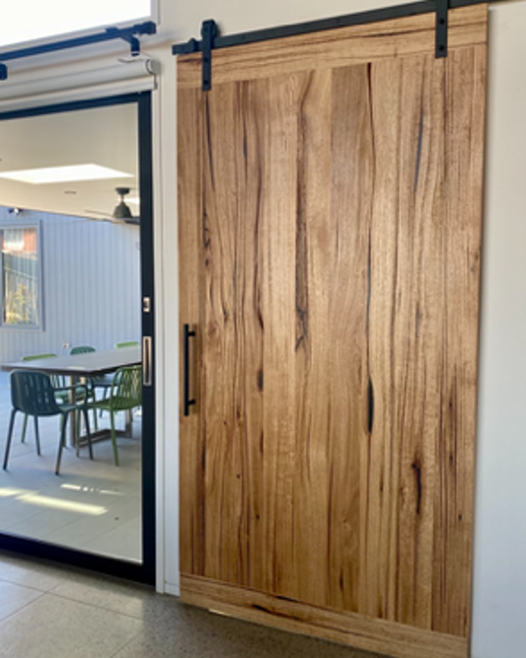 Thinking about custom timber furniture for your home? We walk you through every step — from initial chat to lifetime craftsmanship. Visit our Ballarat workshop to choose timber together and see samples up close! Typical lead times, budget ranges, sustainable timber options, and our guarantee are all clear so you can feel confident. Ready to start? Contact us through the details in bio! 🔨🌿✨🪵
#BallaratFurniture #CustomTimber #VictoriaHomes #MadeInAustralia #SustainableDesign #HandmadeFurniture #HomeStyle #MadgiaDesigns