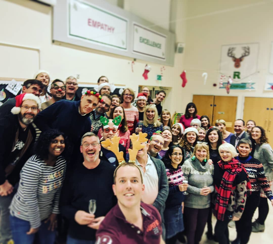 Last rehearsal of 2019! Thanks to everyone who has supported us over the last year. See you at the @vamuseum this Saturday 3pm or in the new year!