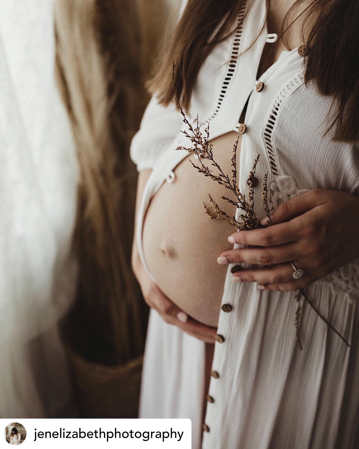 “In the process of becoming a parent, the messy middle is the cocoon phase of transfiguration where identity is completely reconfigured into a person who is also a parent.
First, there is a dissolving, and then, a rebuilding. This takes place in the cocoon of pregnancy, birth and postpartum. It is rarely talked about and is certainly messy.
Ultimately, wings are formed, and flight becomes possible, but the destination is not the journey, and the journey matters.”
— Britta Bushnell, Transformed by Birth (@brittabushnellphd)
📷: @jenelizabethphotography