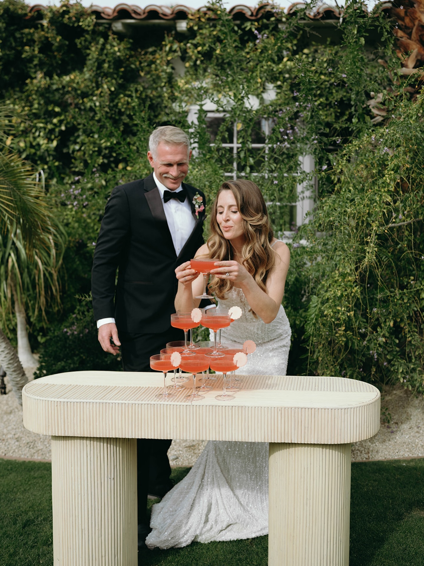 How we feel going into the 2026 season 🍸
💃✨ bold designs, iconic moments, and cocktail towers doing what they do best. We can’t wait to be back in this beautiful desert soon!
#californiaweddingplanner #palmspringsweddingplanner #palmspringsstyle