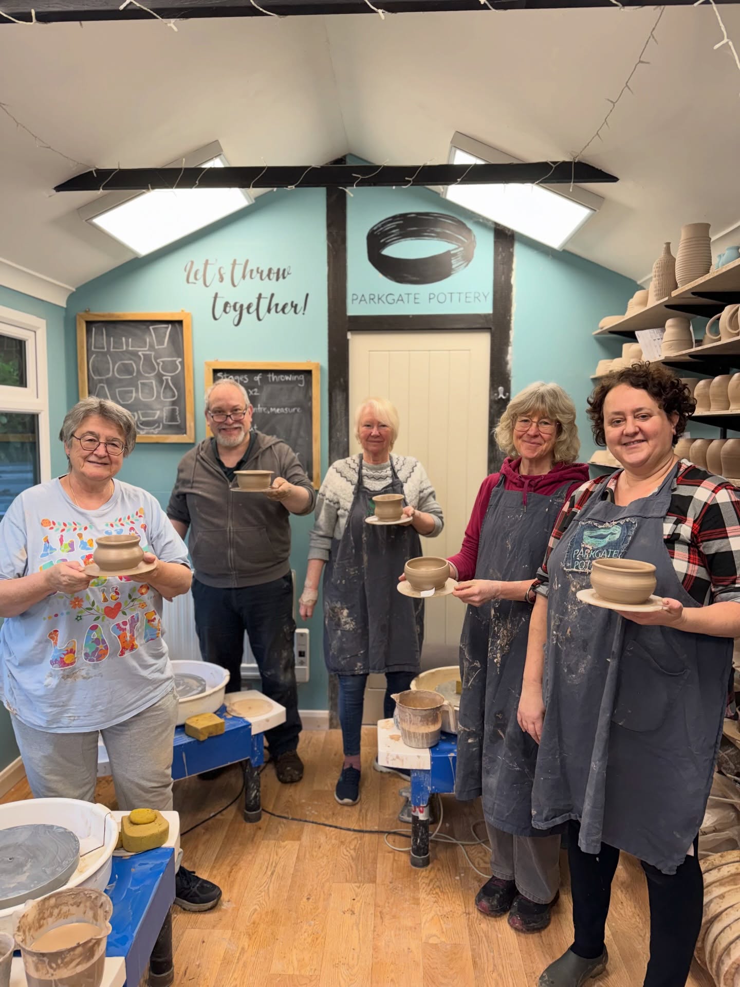 Week two of the 5 week wheel throwing course happy students. Today we were improving our technique and thinking more about the final shape.
The next 5 week course is now up on the website which will be an evening one starting Wed 8th April. If you fancy having a go there are a few spaces still available! Hope to see you in the studio soon!
#potteryclasses #wheelthrowing #parkgatepottery #surreybusiness #dorking