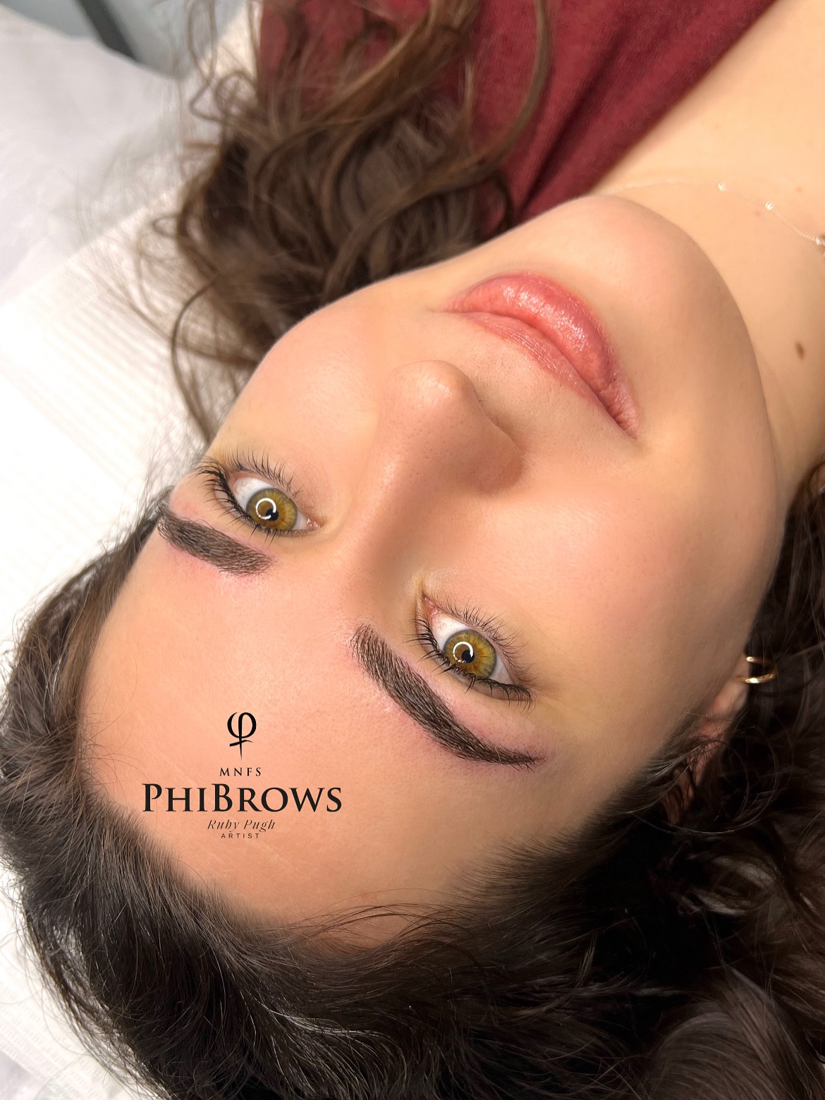 My lovely client recently brought me a photo showing how ChatGPT suggested a “perfect” brow shape for her — and I followed exactly what she wanted.
That’s why I always encourage my clients to bring a reference photo. It helps me clearly understand the shape and overall look they want to achieve.
During consultations, almost 100% of clients tell me they want “natural” eyebrows. And yes — creating natural brows is my specialty. But the truth is, everyone has a different definition of what “natural” means.
When you look through my Instagram portfolio, you’ll notice a variety of styles — some stronger, some very subtle. That’s because every set of brows is custom-designed for each client, based on facial features, skin type, and personal style.
✨ Not sure which brow style suits you best?
✨ Book a FREE consultation and let’s design the perfect brows for you — with no pressure and honest professional advice.
PhiBrows Artist | SPMU Specialist
📍 Ealing Broadway, West London
📅 Book your appointment now
📲 Link in bio
📩 DM or WhatsApp: +44 7399 288821 💕