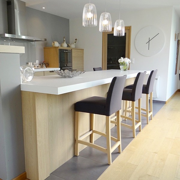 Plus qu'une journée pour boucler les derniers dossiers de la semaine avant de profiter du weekend !
Ce midi pour me donner du courage, je suis allée chercher des crêpes à emporter chez @ticlementine Toujours aussi délicieuses 🤤
#cuisine #cuisinemaison #cuisinefrançaise #design #designinterior #maison #maisondeco #crepes #bretagne #finistere #concarneau