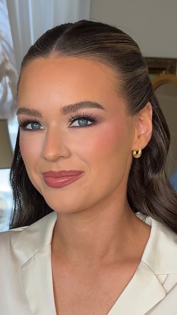 No retouching, no filter—just HER. It is always the biggest honor to style one of my best friends for their big day. I couldn’t think of a more beautiful celebration for the MOST beautiful person. You are so special, and I could not be more happy for you and Jordan. I love you forever 🤍
P.S. her “something borrowed” were the extensions out of my own head. Sisterhood of the traveling hair 😂🫶🏼
Hair and makeup by me
#makeupartist #makeuplover #bridalmakeup #bridalmakeupartists #hairstylist