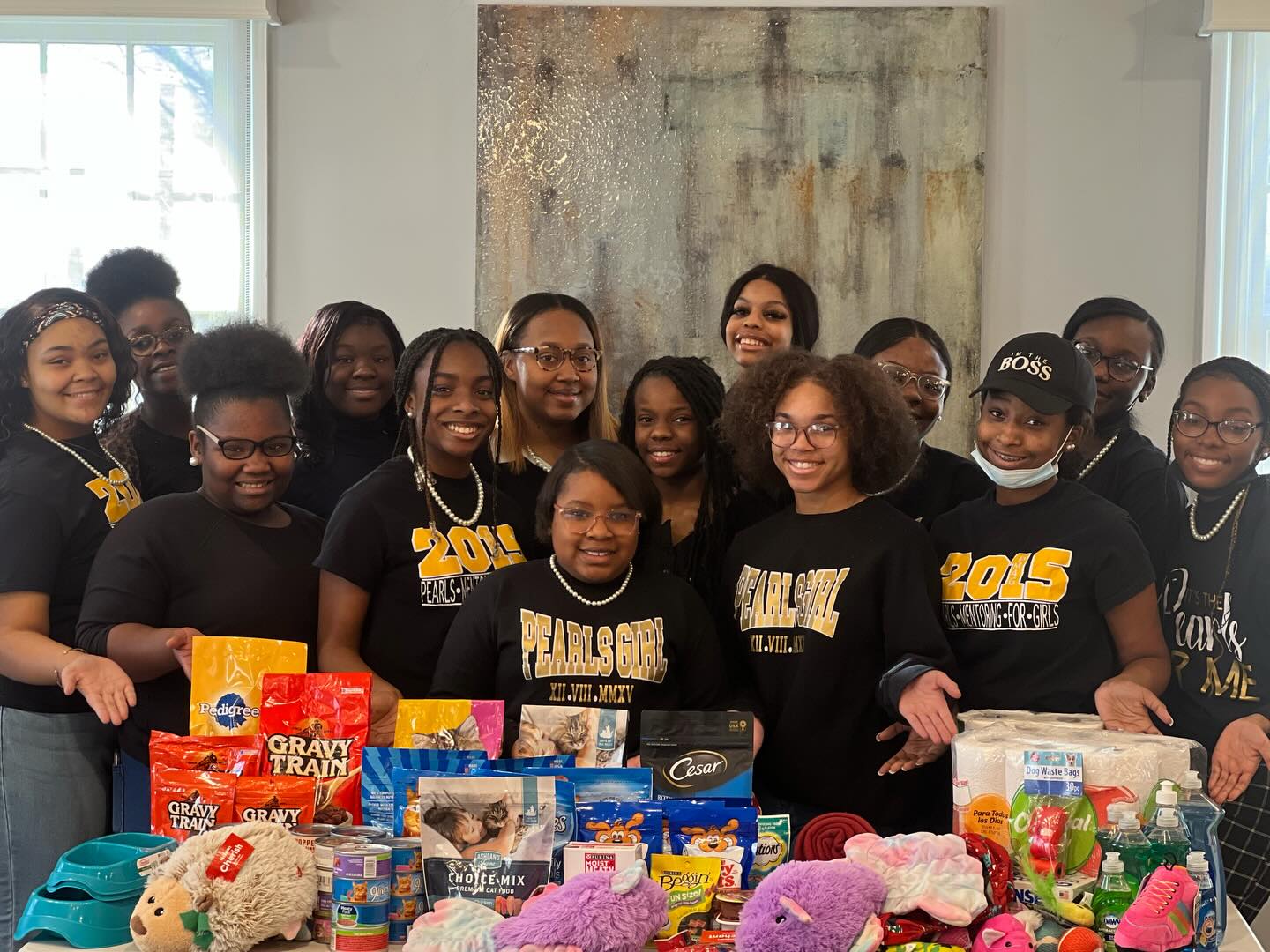 ✨ PM4G DAY ON, NOT OFF ✨
Tomorrow, all P.E.A.R.L.S. Mentoring for Girls (PM4G) chapters across Mississippi, Texas, and Tennessee are choosing a Day On instead of a day off in honor of Dr. Martin Luther King Jr.
Our girls, mentors, and advisors will be serving their communities alongside amazing partners—putting leadership, love, and action into practice.
As we head into tomorrow, let’s look back at past PM4G Day On, Not Off moments—years of service, impact, and showing up. This is who we are.
Service is our response. Leadership is our legacy. 💙
#PM4GDayOnNotOff
#MLKDayOfService
#ServiceInAction
#PearlsMentoring
#RaisingLeaders