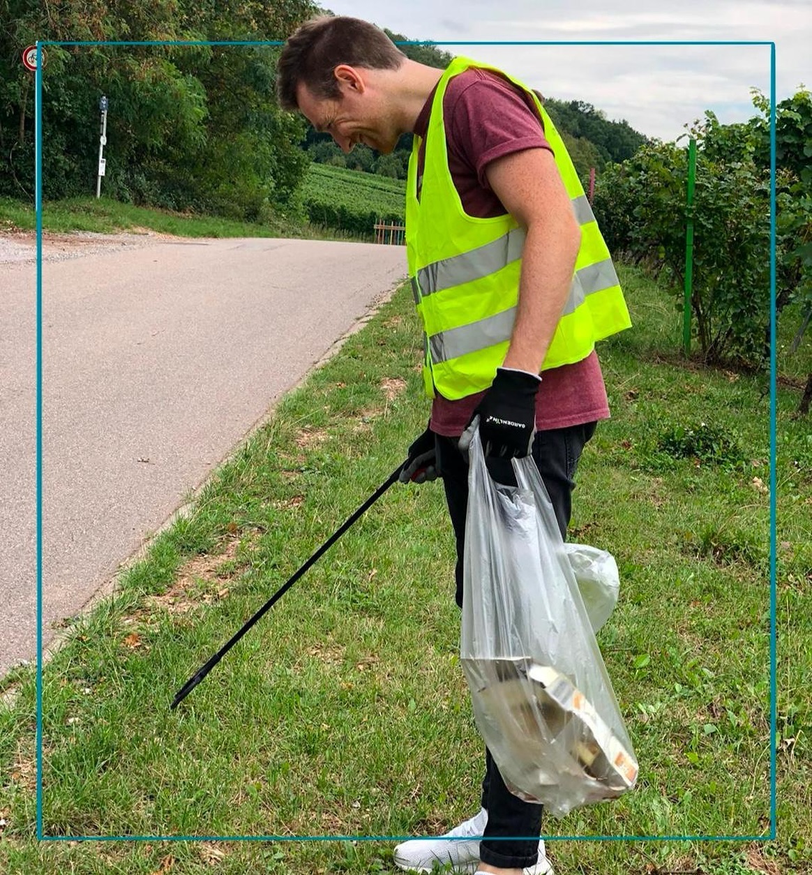 đđ Kehrwoche in Bretzfeld!
Hey ihr! Am 6. April um 9 Uhr sammeln wir in unserer Gemeinde wieder gemeinsam mit den Pfadfinden MĂźll, und wir wĂźrden uns riesig freuen, wenn ihr mitmacht! Treffpunkt ist auf der BĂźrgerwiese.
Lasst uns gemeinsam fĂźr eine saubere und lebenswerte Umgebung sorgen. Bringt eure Freunde und gute Laune mit, es wird wunderbar! đđłđď¸ #kehrwoche #GemeinsamFĂźrEineBessereWelt #mensch-united