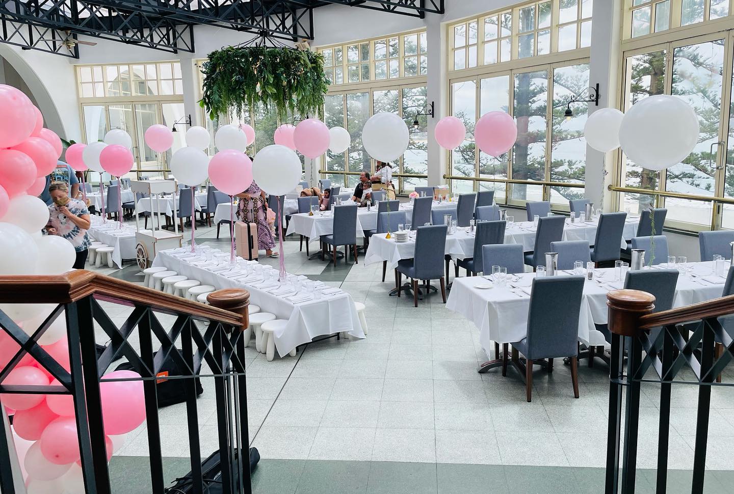 Pink butterfly beauty! Was great decorating such a beautiful space for such a lovely family!
Working with @partymamma.partyhire for kids tables, backdrop wall, barbie box, cake tables and bigger than life butterflies
@sugarstyleme for desert table
And @crowneplazaterrigalpacific for their fab venue!
#colourpop #partyinspiration #partydecorations #birthday #birthdaydecoration #decoration
#balloons #balloongarland #balloondecor
#balloon #balloondecor #balloongarland #balloonart #balloondecorations #balloondecoration #sydneytalent #centralcoastballoons #organicgarland #organicballoongarland