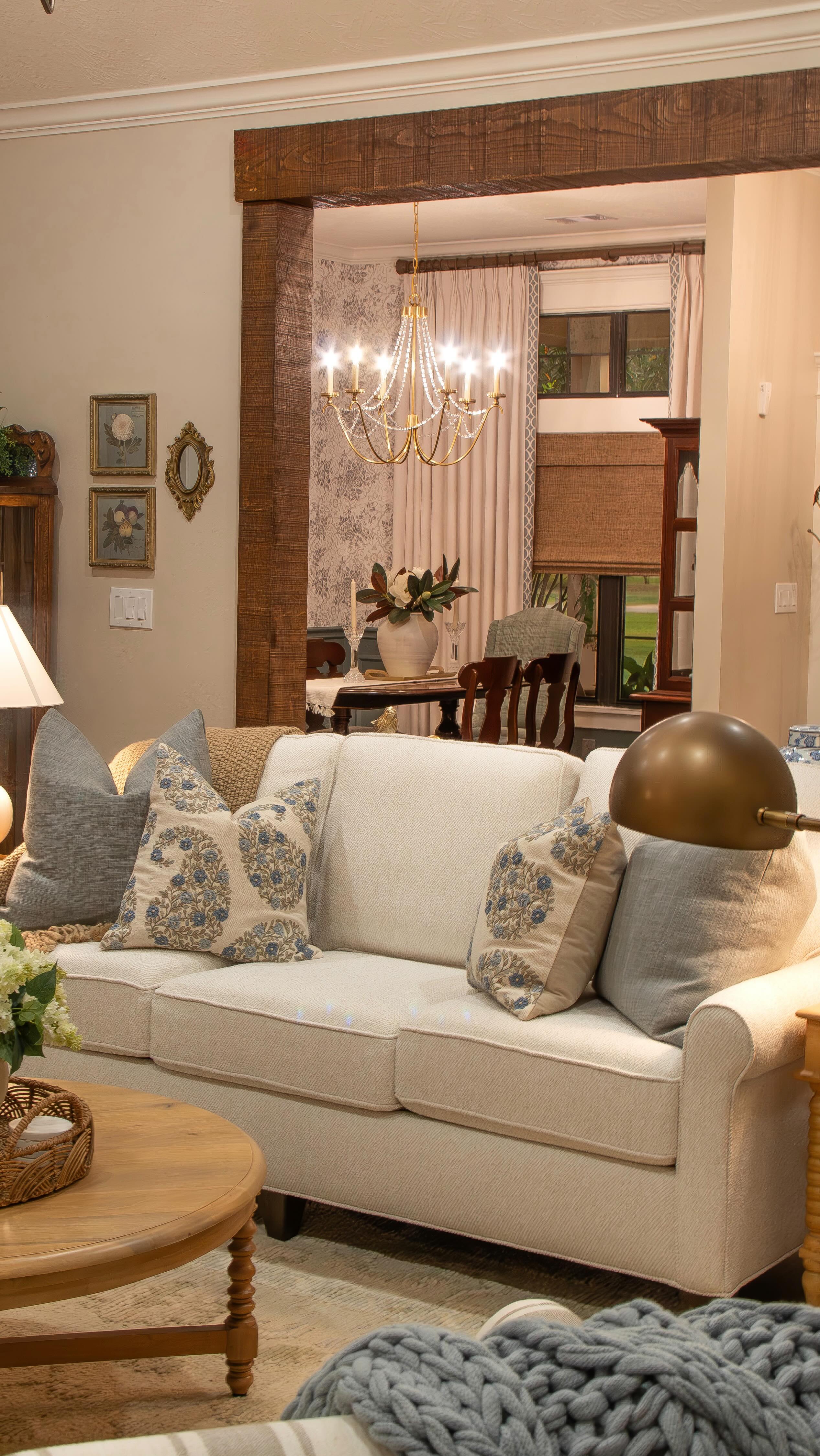 She loves to garden, so we brought those floral moments she adores….indoors!💐
From the carved fireplace to the chandelier with leafy details, the rug and pillows layered in soft florals, and all the vintage treasures on the shelves (my fav part!), this living room feels personal, layered, and completely her.🥹
It’s the kind of space that makes you happy just walking in!🫶
•
•
•
Construction by @andersonfamilybuilders 🙌