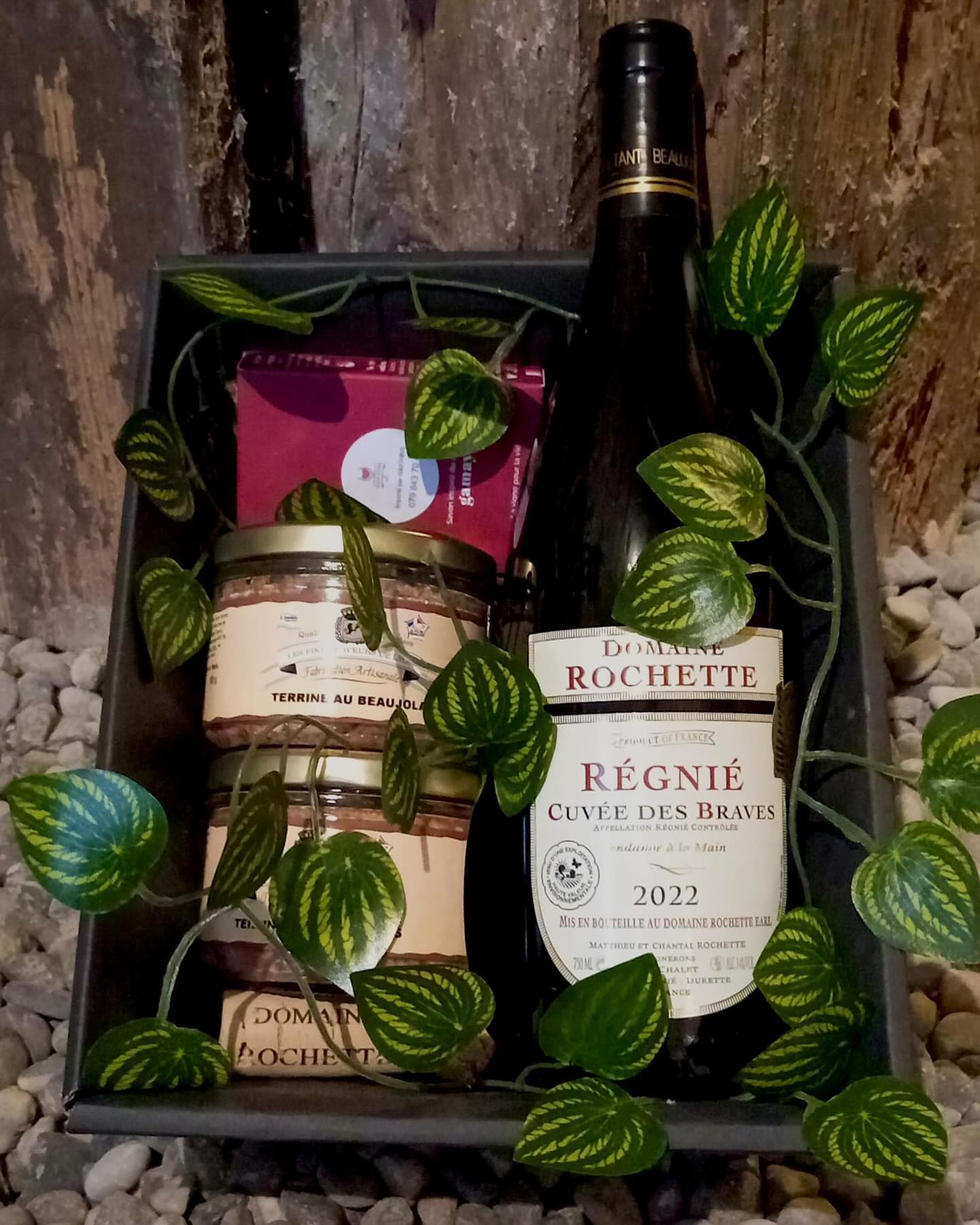 🔔 : Panier cuvée des braves 🍇
Prix : 39.00 CHF
#gayvins #vin #wine