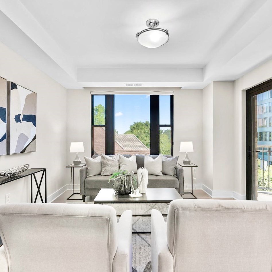 Bethesda MD condo staged for a quick sale #vacantstaging #homestaging #stagingworks #stagedesign #bethesdarealestate