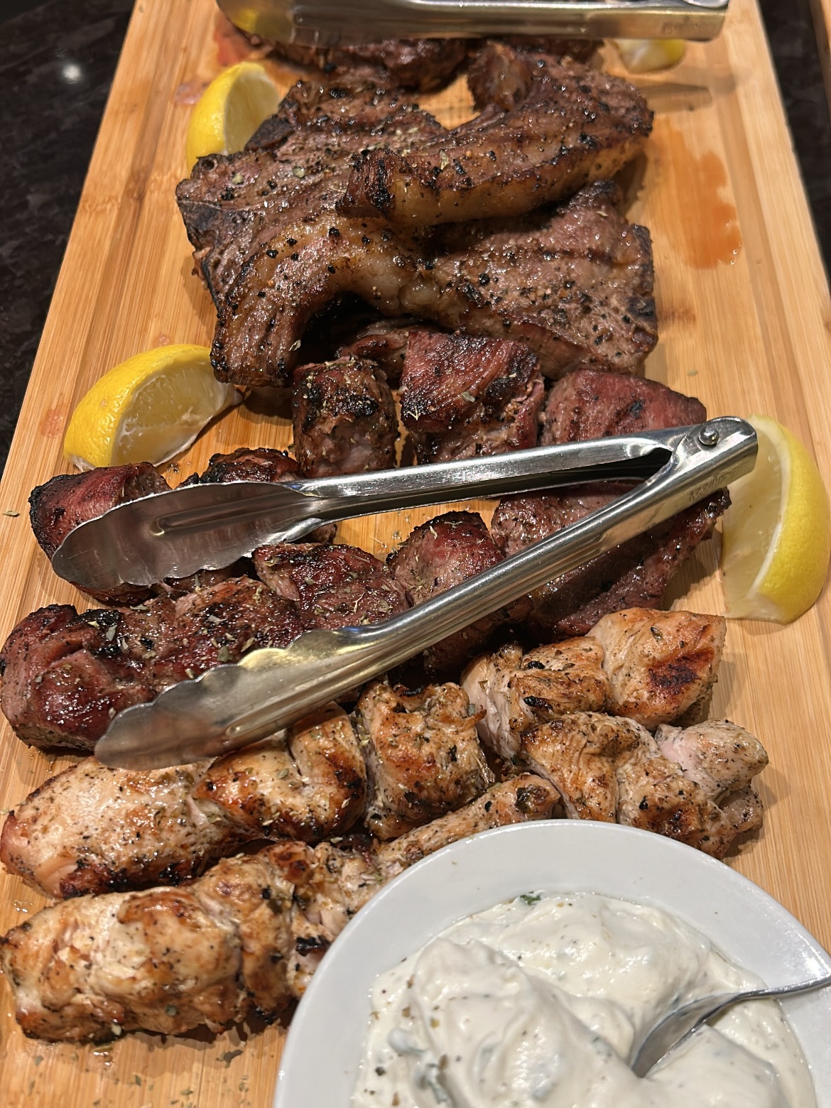 All the meats. One epic platter.
Built for meat lovers and great for sharing!
#meatlovers #meatboard #grilledmeats #greekfoodie #etobicokerestaurants