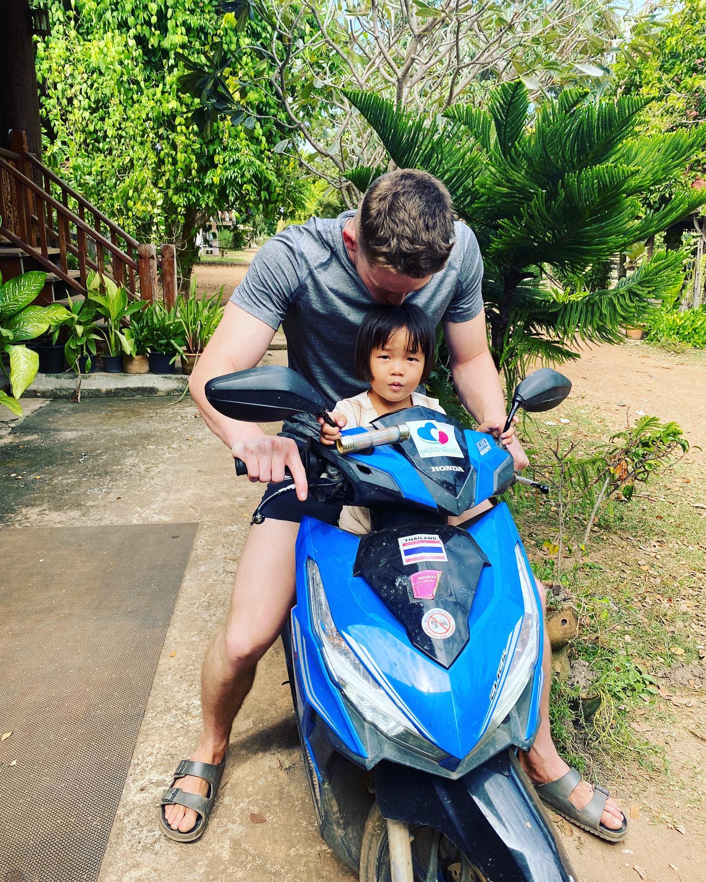 It’s easy to forget the people supporting foreign missionaries. The ones who give of their finances, those who spend time interceding in prayer, the people who are intentional to stay connected … and the ones who show up on the other side of the planet, embrace their new siblings and love like it’s the most natural thing in the world. Because it is. ♥️