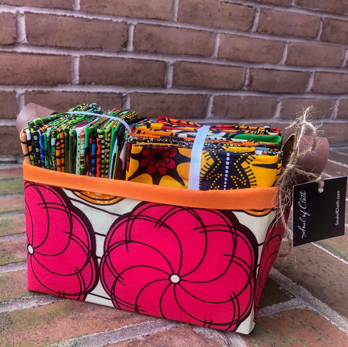 A basketfull of Fat Quarters?
.
.
.
.
.
#soulofcloth, #africanfabrics, #africanprintfabric, #africanamericanquilters, #quiltersofinstagram, #quiltersgonnaquilt, #makersspace, #makersvillage, #makersmarket, #quiltingfabric, #modernquilting, #quiltinglife, #quiltingkeepsmesane, #craftingismytherapy, #bagpattern, #bagmaking, #baglovers, #sewingbags, #sewingroom, #sewingprojects, #sewingaddict, #sewinglife