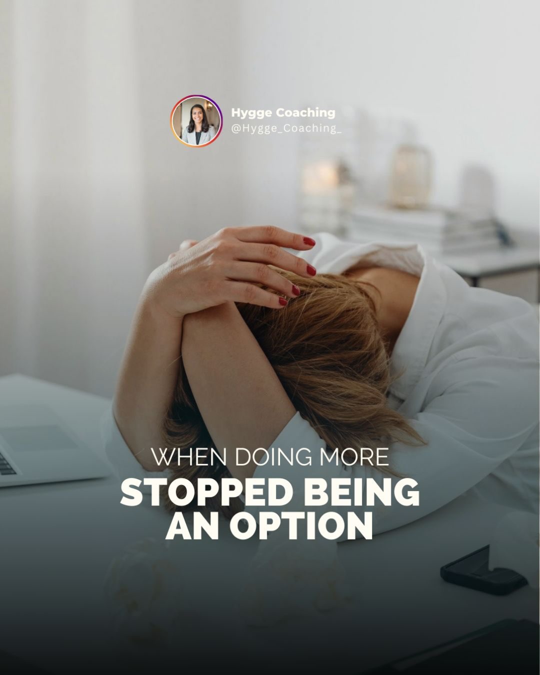 Há um momento na vida em que fazer mais deixa de funcionar.
Porque não é ação que falta.
É direção.
Fomos ensinadas a empurrar:
mais esforço, mais horas, mais disciplina, mais pressão.
Mas ninguém nos ensinou a parar… e escutar.
Quando estás desalinhada, insistir só te deixa mais cansada.
A verdadeira mudança começa quando deixas de te tratar como um problema a corrigir
e começas a ouvir quem tu és agora.
✨ Coaching não é para te empurrar mais.
É para te ajudar a avançar de dentro para fora.
Helping you bloom.
There comes a moment when doing more stops working.
Because it’s not action that’s missing.
It’s direction.
We were taught to push:
more effort, more hours, more discipline, more pressure.
But rarely taught to pause… and listen.
When you’re misaligned, pushing only makes you more exhausted.
Real change begins when you stop treating yourself like a project to fix
and start listening to who you are right now.
✨ Coaching isn’t about pushing harder.
It’s about moving from the inside out.
Helping you bloom.
#HyggeCoaching
#HyggeCoachingBySuse
#HyggeCoachingWithSuse
#LifeCoach
#QHHT