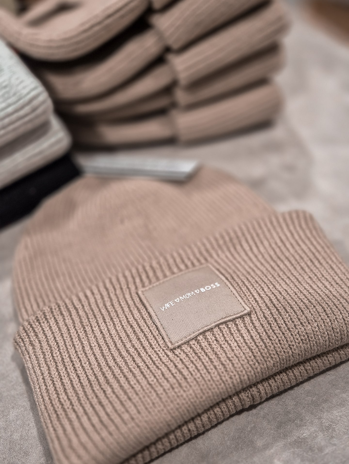 Beige dicke Mützen - ab sofort wieder verfügbar 🤍
Kundenbestellung 🤗