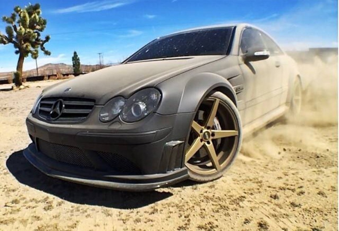 Let's get blast sanded ^^
#mercedes #mercedesbenz #mercedesAMG #desert #lifestyle #motorsport #car #automobile #luxury #dirt