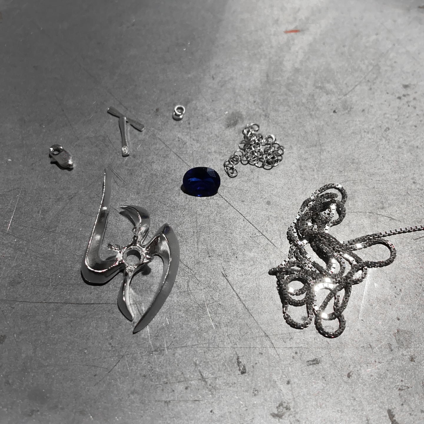 raw twist necklace ⚒️