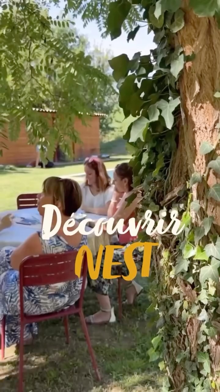 NEST, ce n’est pas seulement un programme.
C’est un espace d’accompagnement pensé pour les femmes (et mamans) débordées qui ont besoin de ralentir, de se recentrer et de retrouver plus de clarté dans leur quotidien.
À travers NEST, on ne cherche pas à en faire plus.
On apprend à se déposer, à s’écouter et à avancer autrement, avec du soutien.
Si tu ressens le besoin de souffler et d’être accompagnée avec douceur et structure, je t’invite à découvrir le programme NEST.
Je suis Rozenn, coach de vie pour femmes (et mamans) débordées, et NEST est né de cette conviction : on ne se transforme jamais seule.
👉 Lien en bio
#programmeNEST #coachingfeminin #femmesdebordées #chargemententale
#equilibrevie