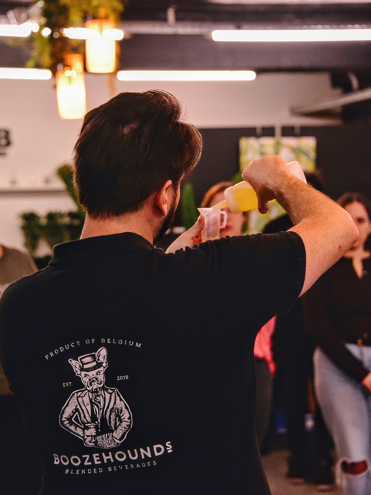 Join us for an ultra-limited rum blending workshop. This edition will take place on Sunday 1st of February from 14:00 until 17:00 at the Boozehounds HQ.
You’ll dive deep into our casks, learn all about flavour profiles and formulas so you can craft your very own signature blend and take it home with you!
🎟️ Tickets via link in bio!