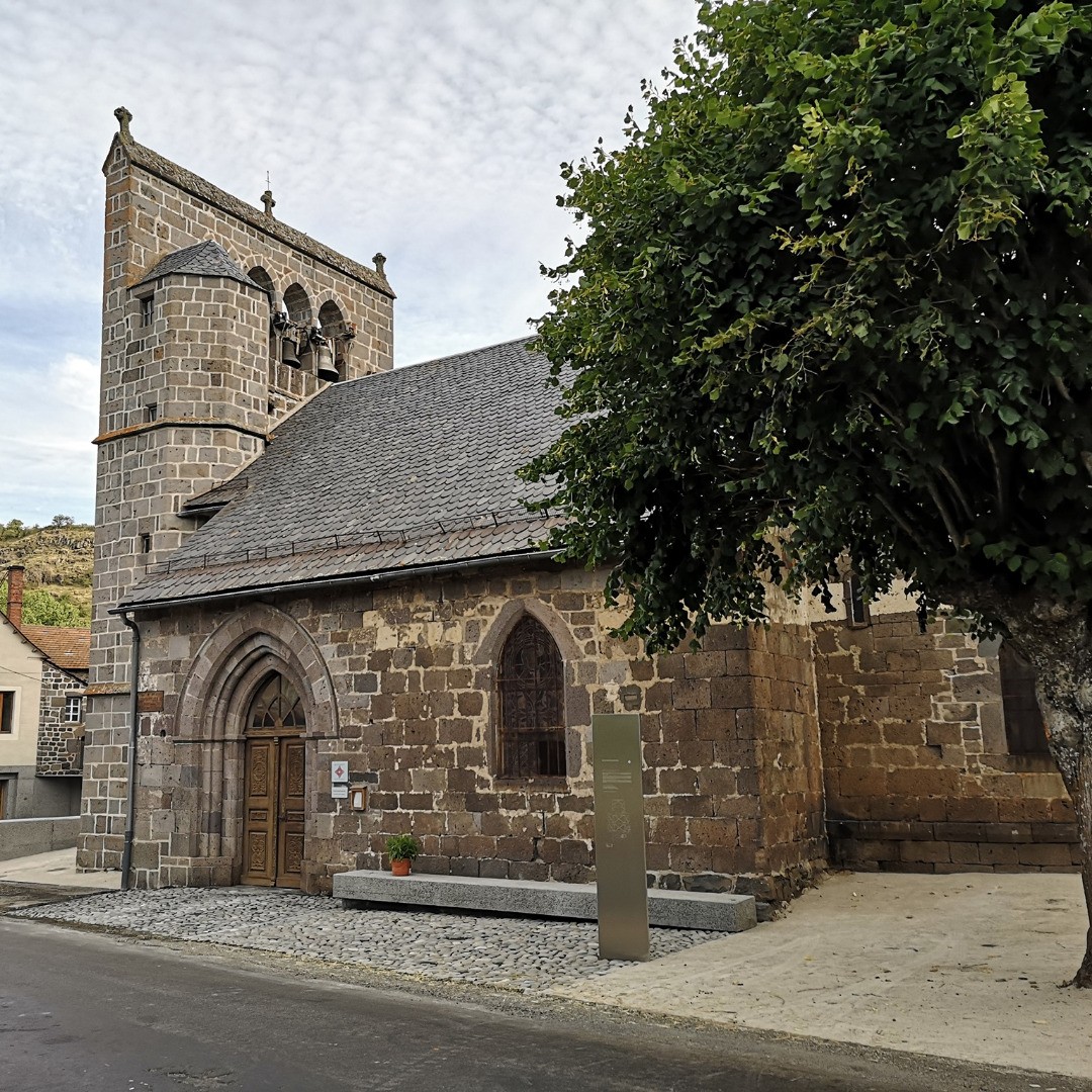 ⛪ Journée autour de l'église 7 AOÛT 2021 ! Réservez d'ores et déjà votre samedi 7 août 2021 pour une journée autour de l'église.
Le programme vous sera communiqué ultérieurement.
#visiteguidée #sainteanastasie #cantal #patrimoinefrancais #vacancesdanslecantal #adesa