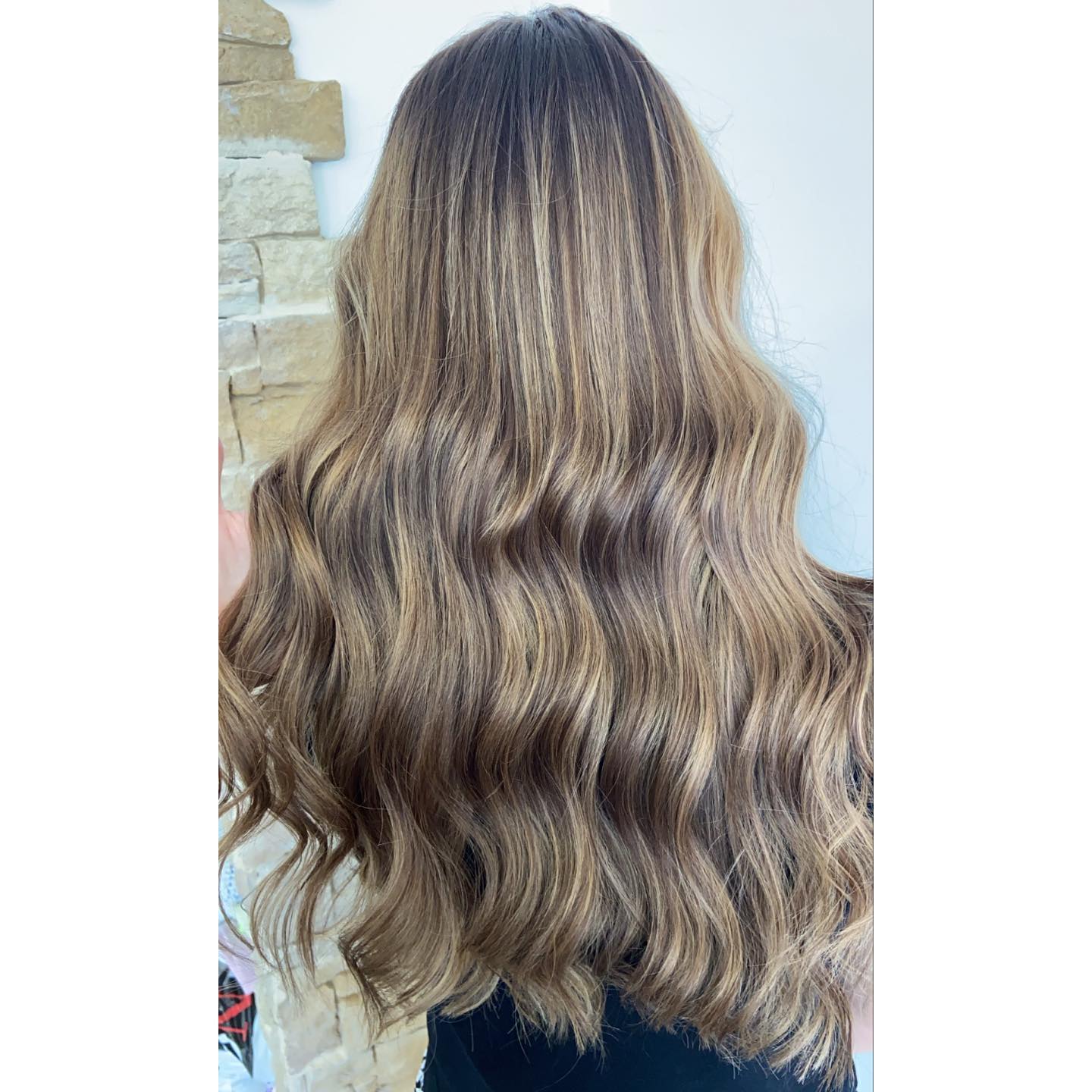 Sunkissed balayage ☀️ ✨ @perfectstyle.hair
.
.
.
.
#balayage #ombre #blondebalayage #wellabewegt #perfectstyle #blondehair #blonde #blond #hair #hairdresser #haircut #besthair #amazinghair #hairgoals #hairideas #hairinspiration #hairlove #hairinspo #hairtrends #hairtransformation #hairstylist #healthyhair #hairartist #behindthechair #meches #highlights #blondehighlights #blondemeches #longhair