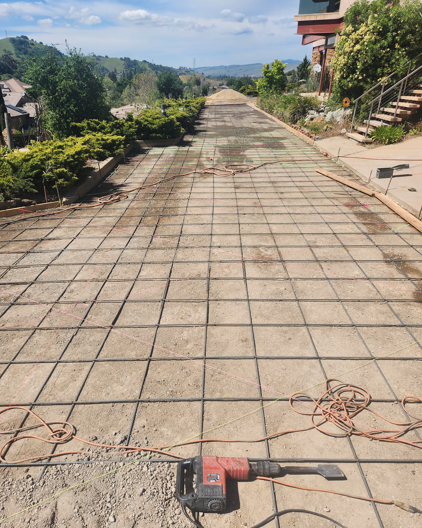 This is what working in NorCal looks like—year-round outdoor projects with a pristine view to match.
What are we designing now?
@craftbuildersconstruction