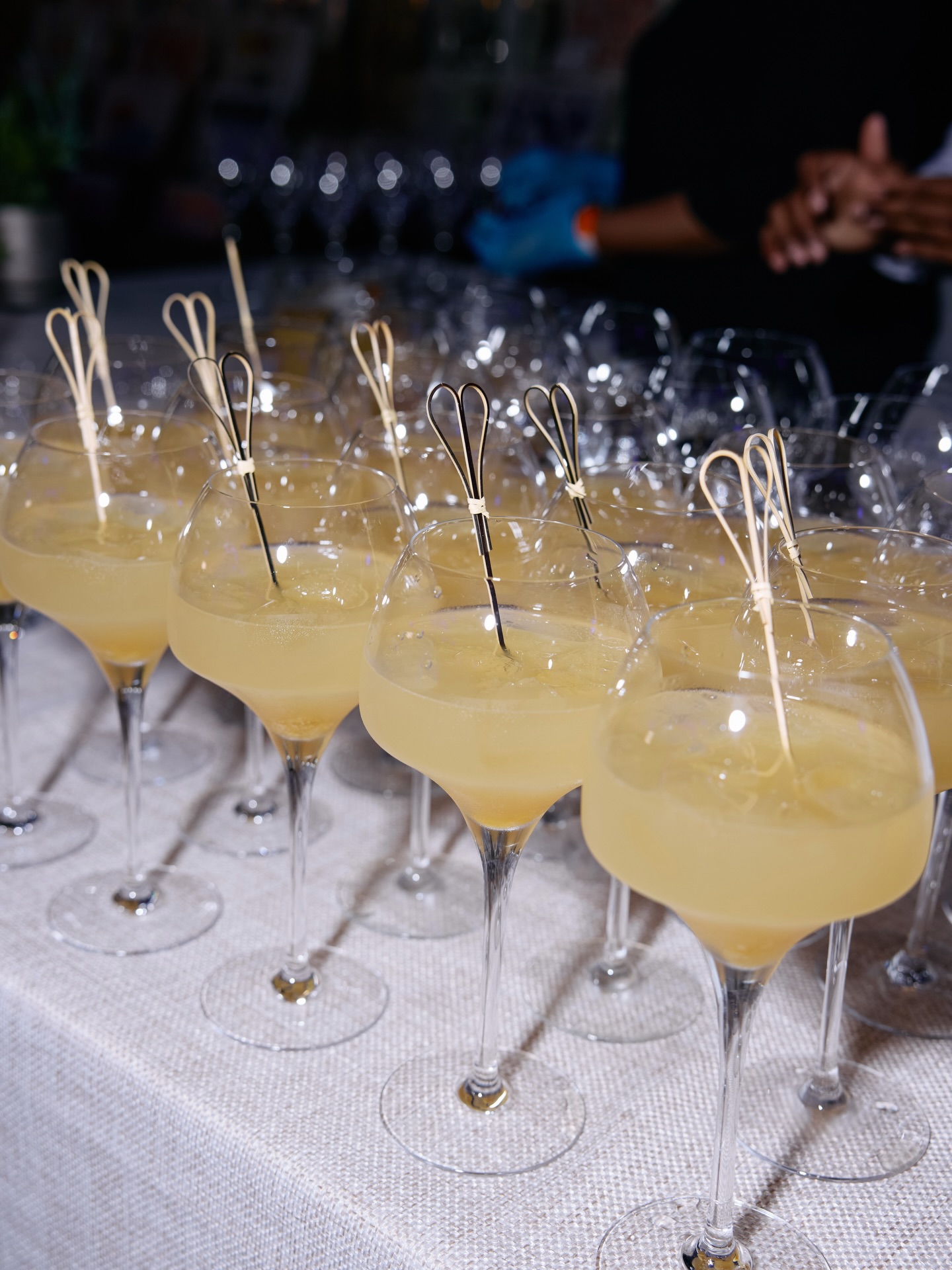 Dry January, but make it stylish ✨🍹
Our handcrafted mocktails bring bold flavors and zero hangover — perfect for events that want all the fun without the alcohol. From citrusy spritzes to cozy spiced sips, we’ve got your guests covered.
#DryJanuary #Mocktails #ZeroProof #EventCatering #sipbetter